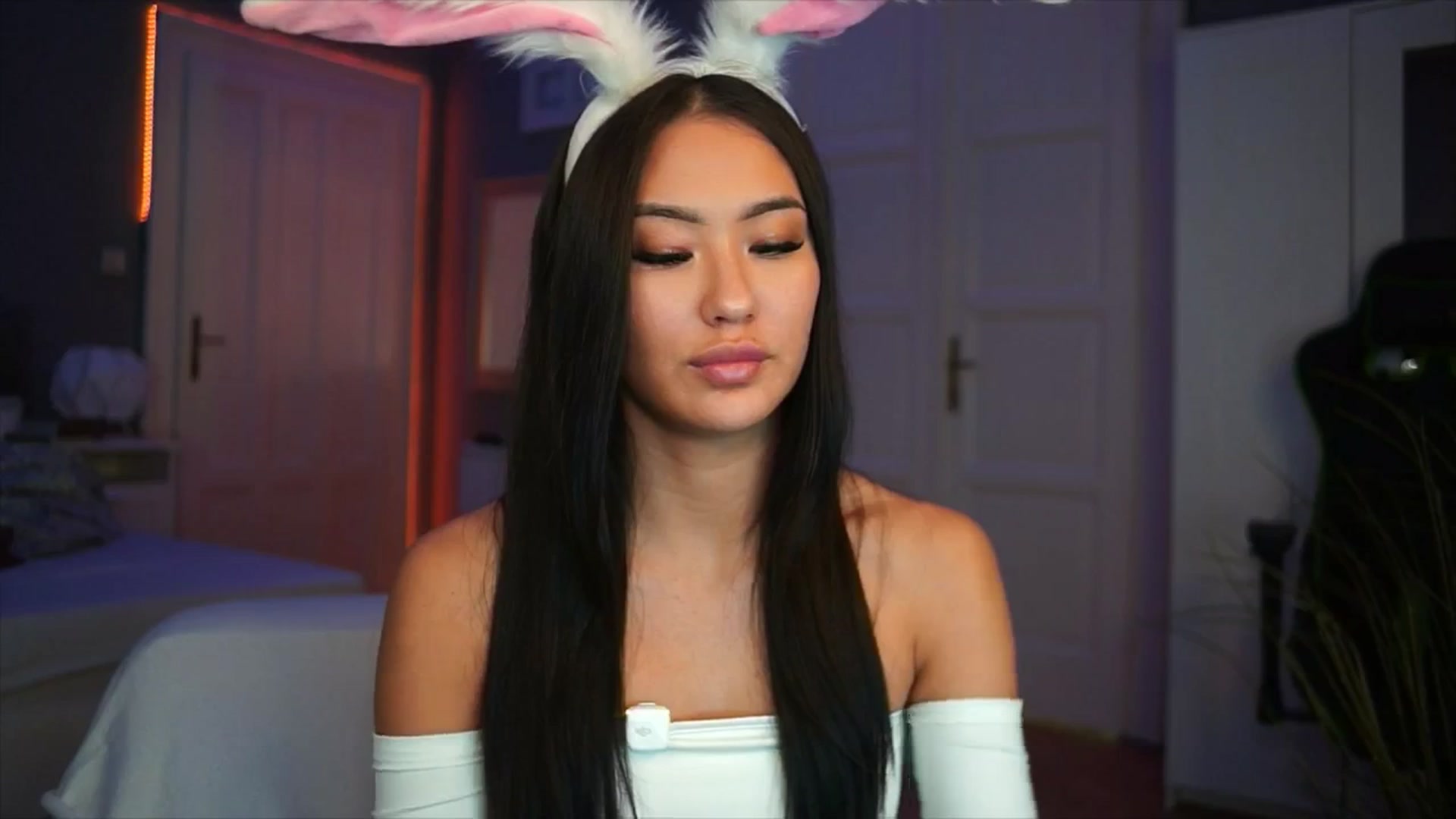 Gallery image thumbnail from MaiStream's myfreecams stream on, 12/06/2025, 22:36 image 16 of 20
