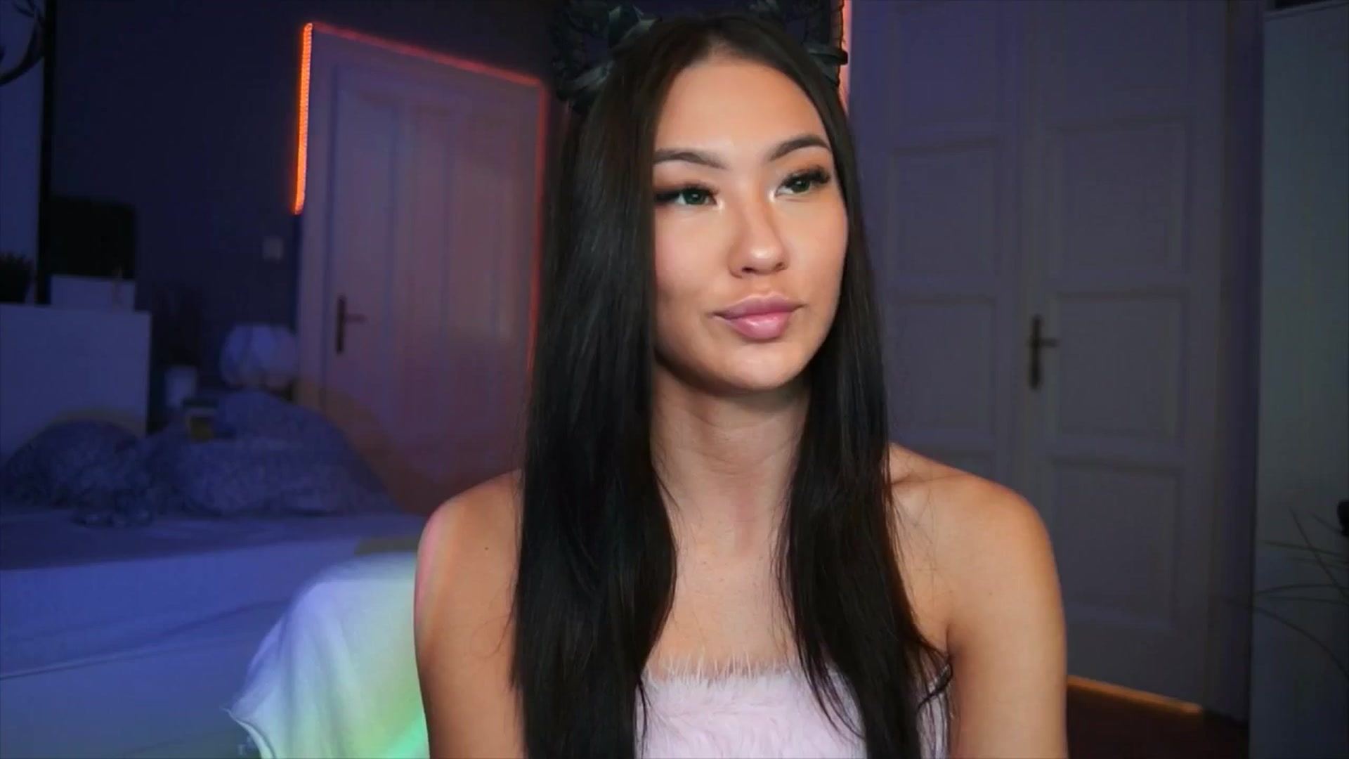 Gallery image thumbnail from MaiStream's myfreecams stream on, 12/08/2025, 20:33 image 8 of 20