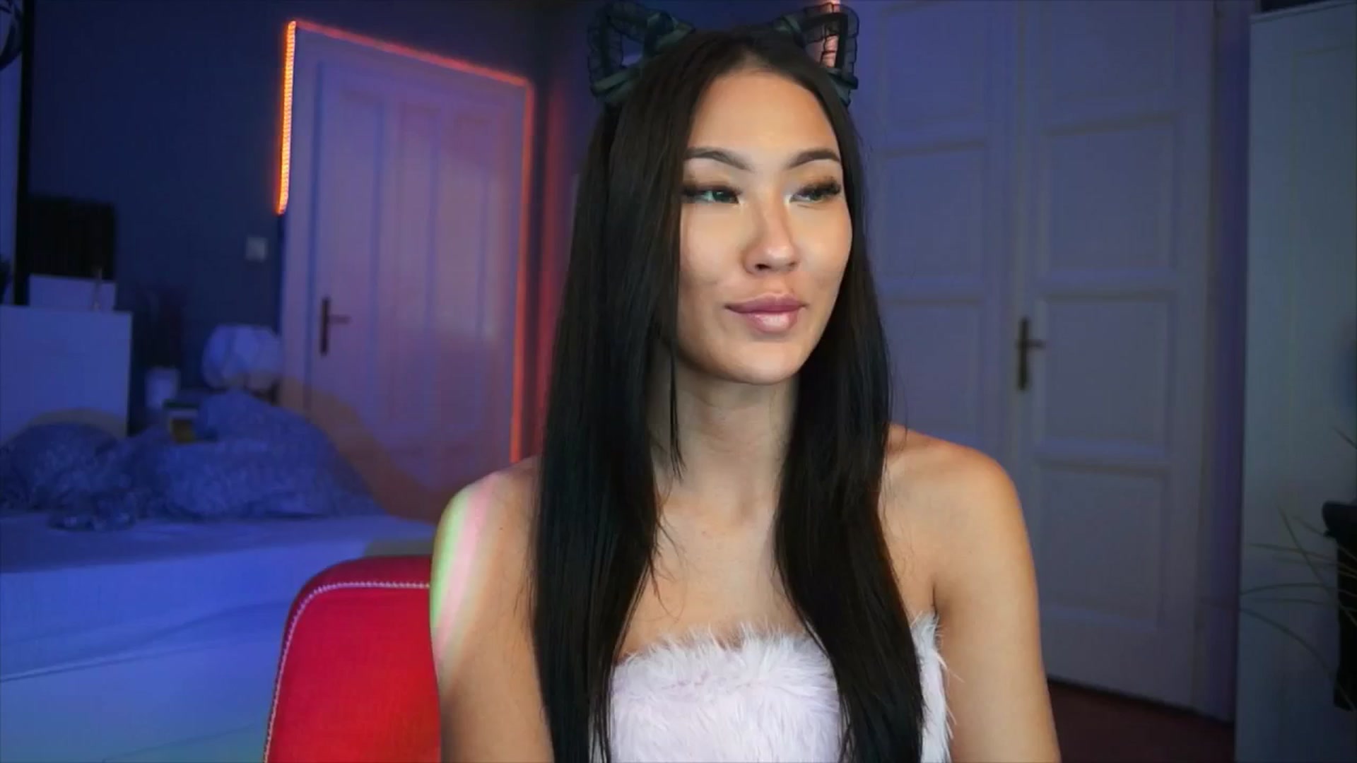 Gallery image thumbnail from MaiStream's myfreecams stream on, 12/08/2025, 22:57 image 10 of 20