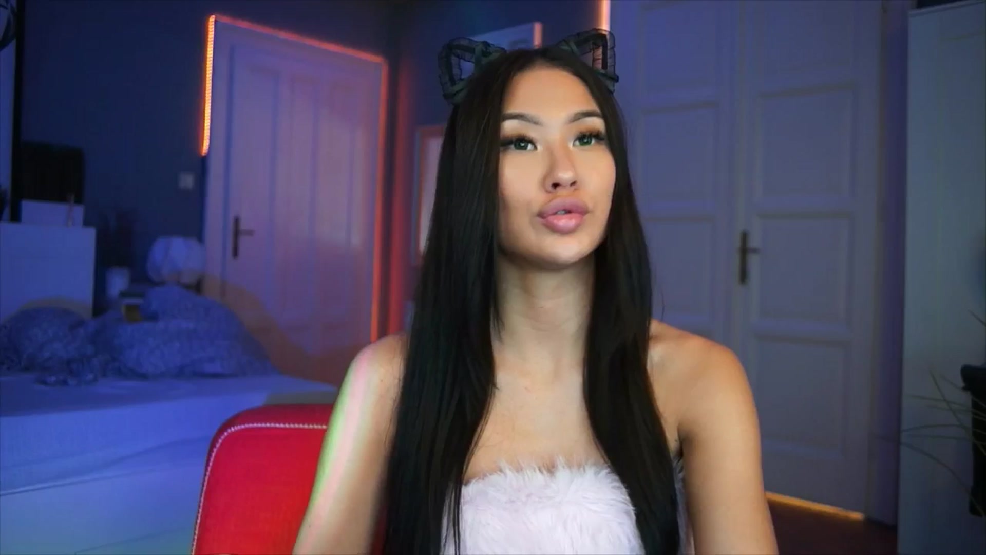 Gallery image thumbnail from MaiStream's myfreecams stream on, 12/08/2025, 22:57 image 7 of 20