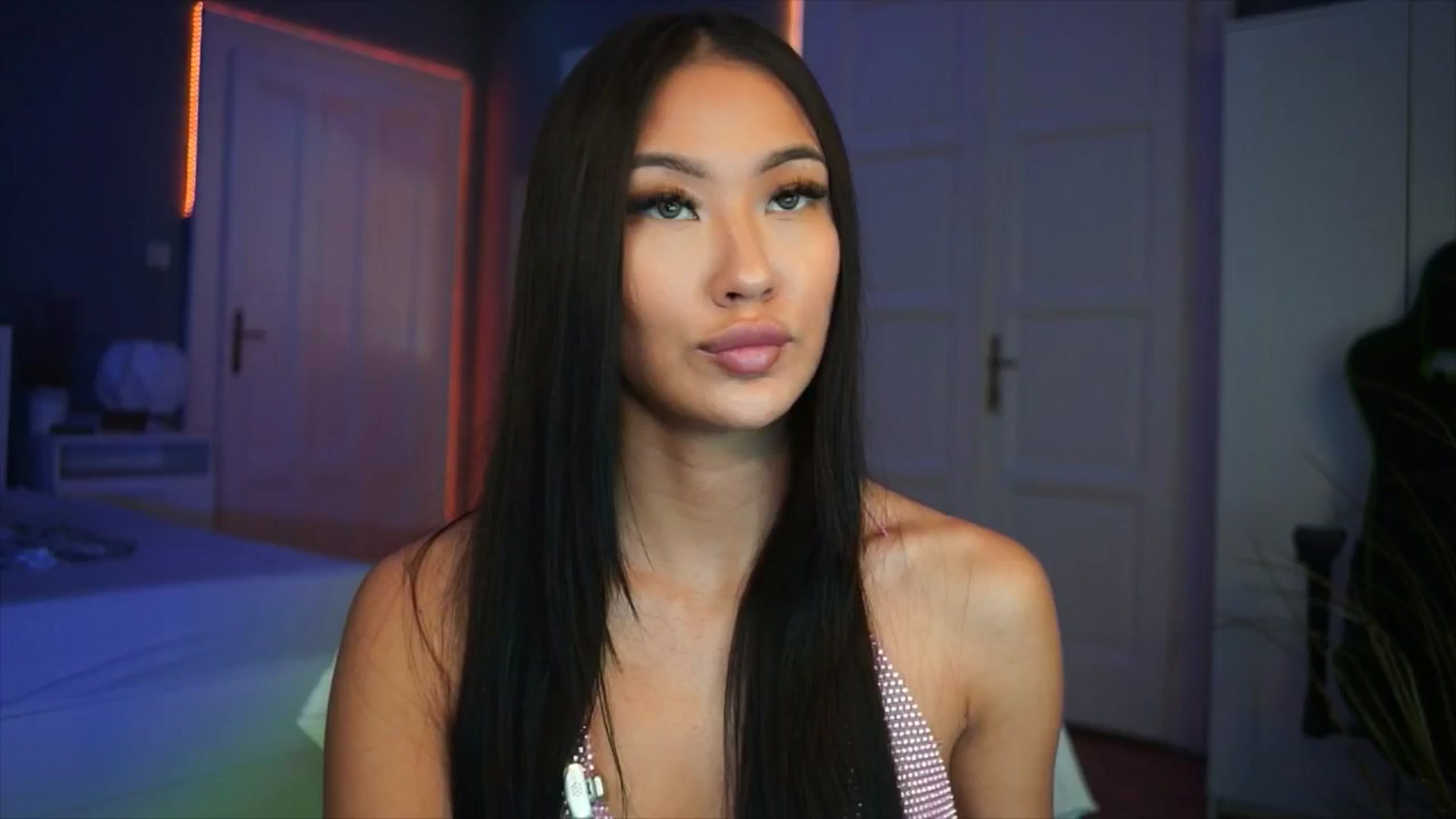 Gallery image thumbnail from MaiStream's myfreecams stream on, 12/10/2025, 21:04 image 2 of 20