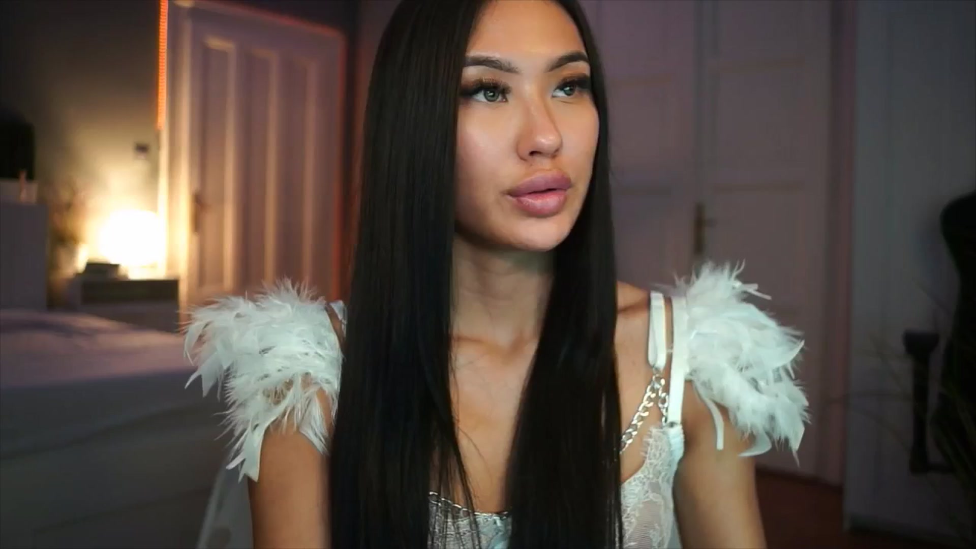 Gallery image thumbnail from MaiStream's myfreecams stream on, 12/14/2025, 22:53 image 11 of 20