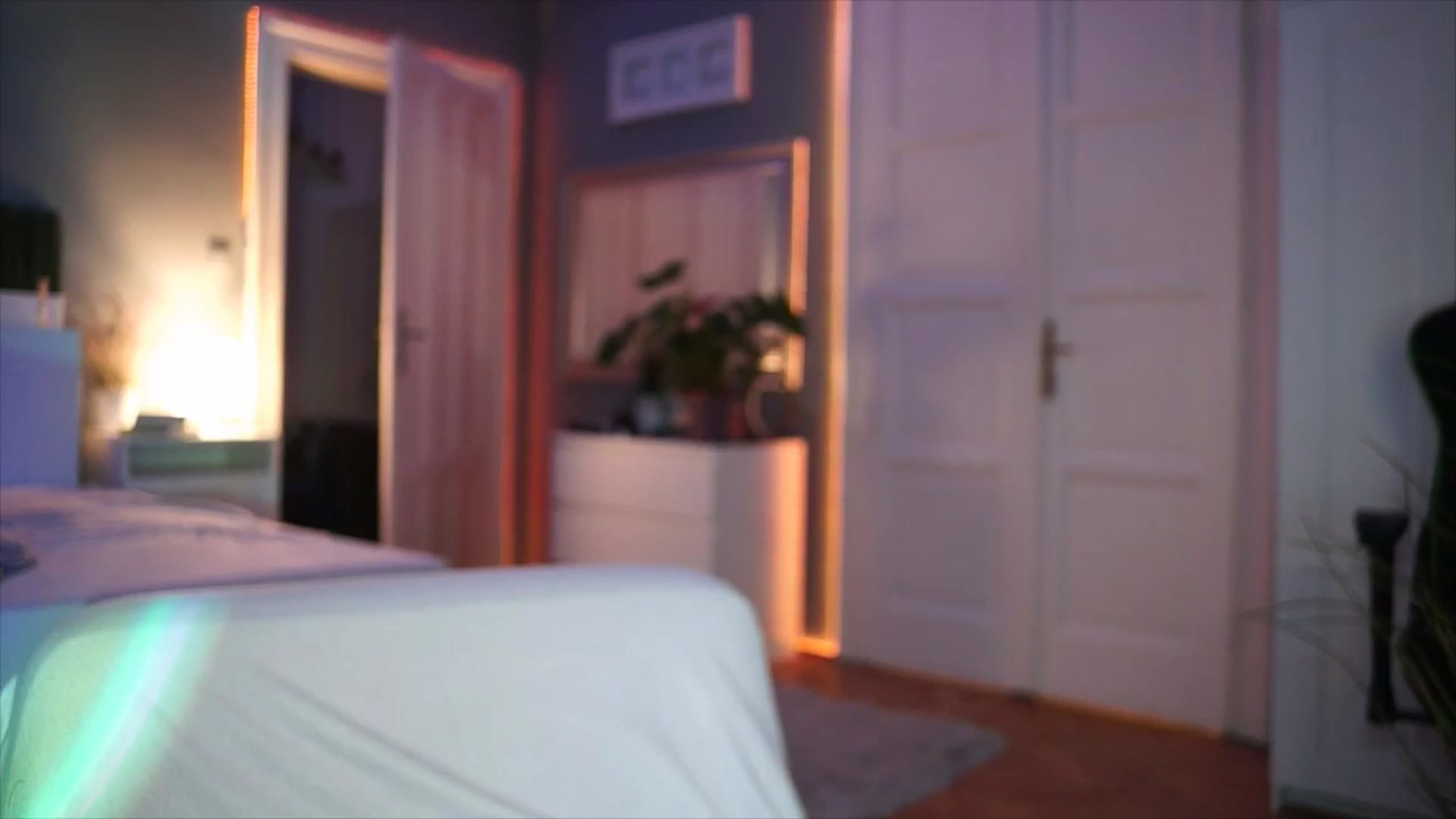 Gallery image thumbnail from MaiStream's myfreecams stream on, 12/15/2025, 21:56 image 11 of 20