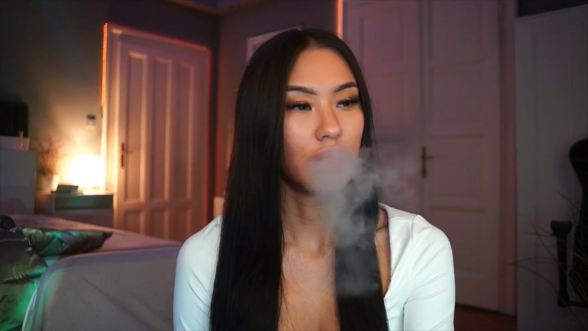 Gallery image thumbnail from MaiStream's myfreecams stream on, 12/17/2025, 01:22 image 9 of 20
