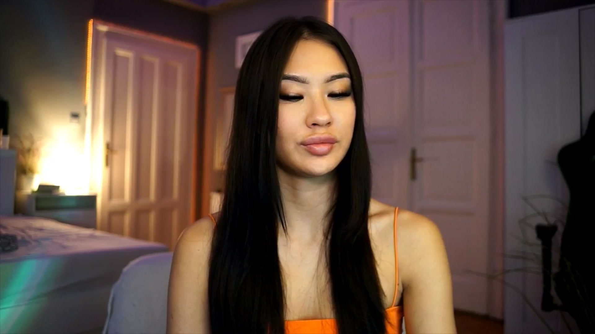Gallery image thumbnail from MaiStream's myfreecams stream on, 12/18/2025, 19:37 image 20 of 20