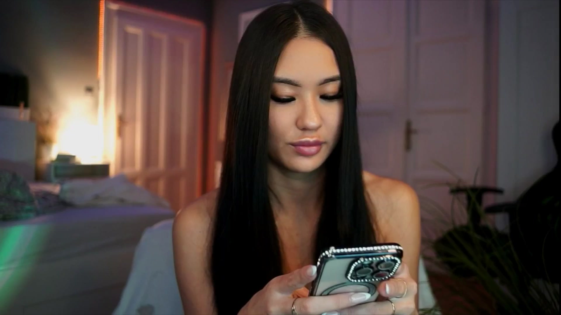 Gallery image thumbnail from MaiStream's myfreecams stream on, 12/20/2025, 18:58 image 1 of 20