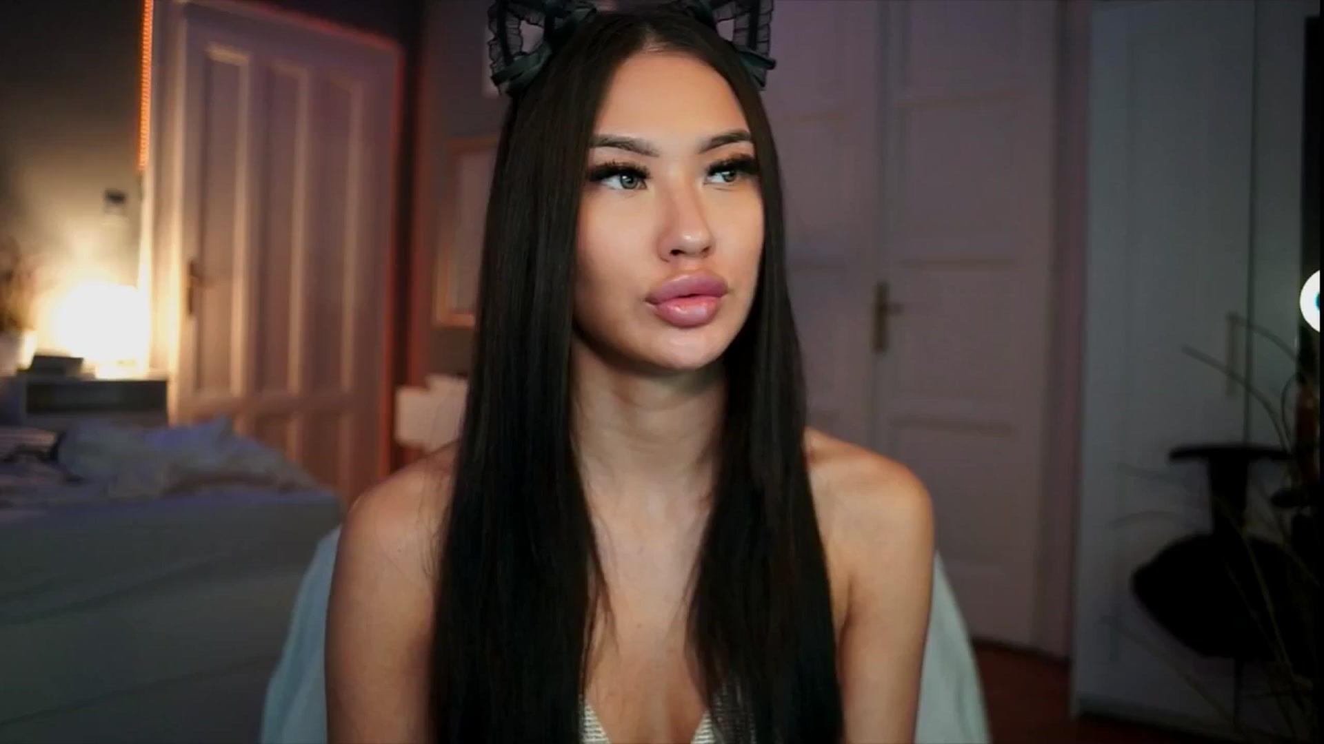 Gallery image thumbnail from MaiStream's myfreecams stream on, 12/20/2025, 23:14 image 3 of 20
