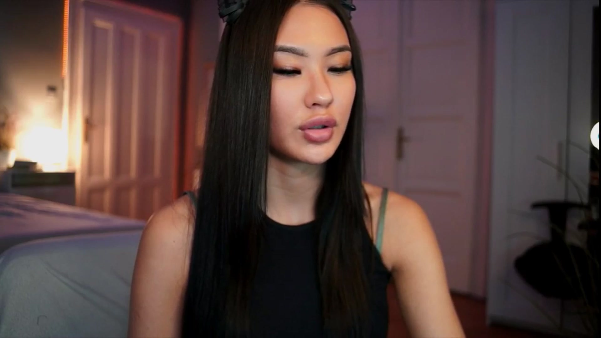 Gallery image thumbnail from MaiStream's myfreecams stream on, 12/21/2025, 19:09 image 20 of 20