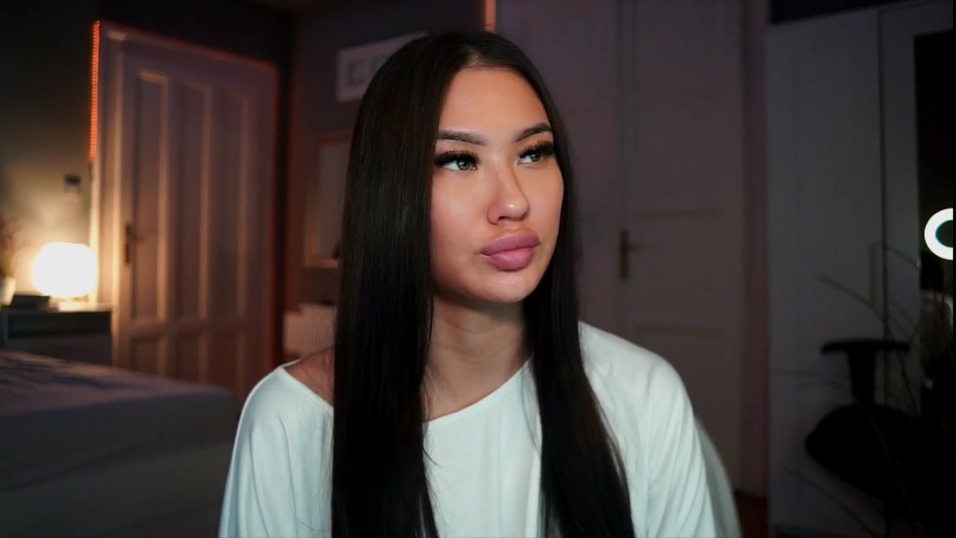 Gallery image thumbnail from MaiStream's myfreecams stream on, 12/22/2025, 21:37 image 18 of 20