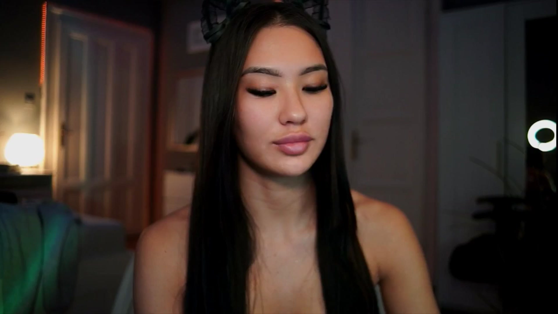 Gallery image thumbnail from MaiStream's myfreecams stream on, 12/25/2025, 21:36 image 7 of 20