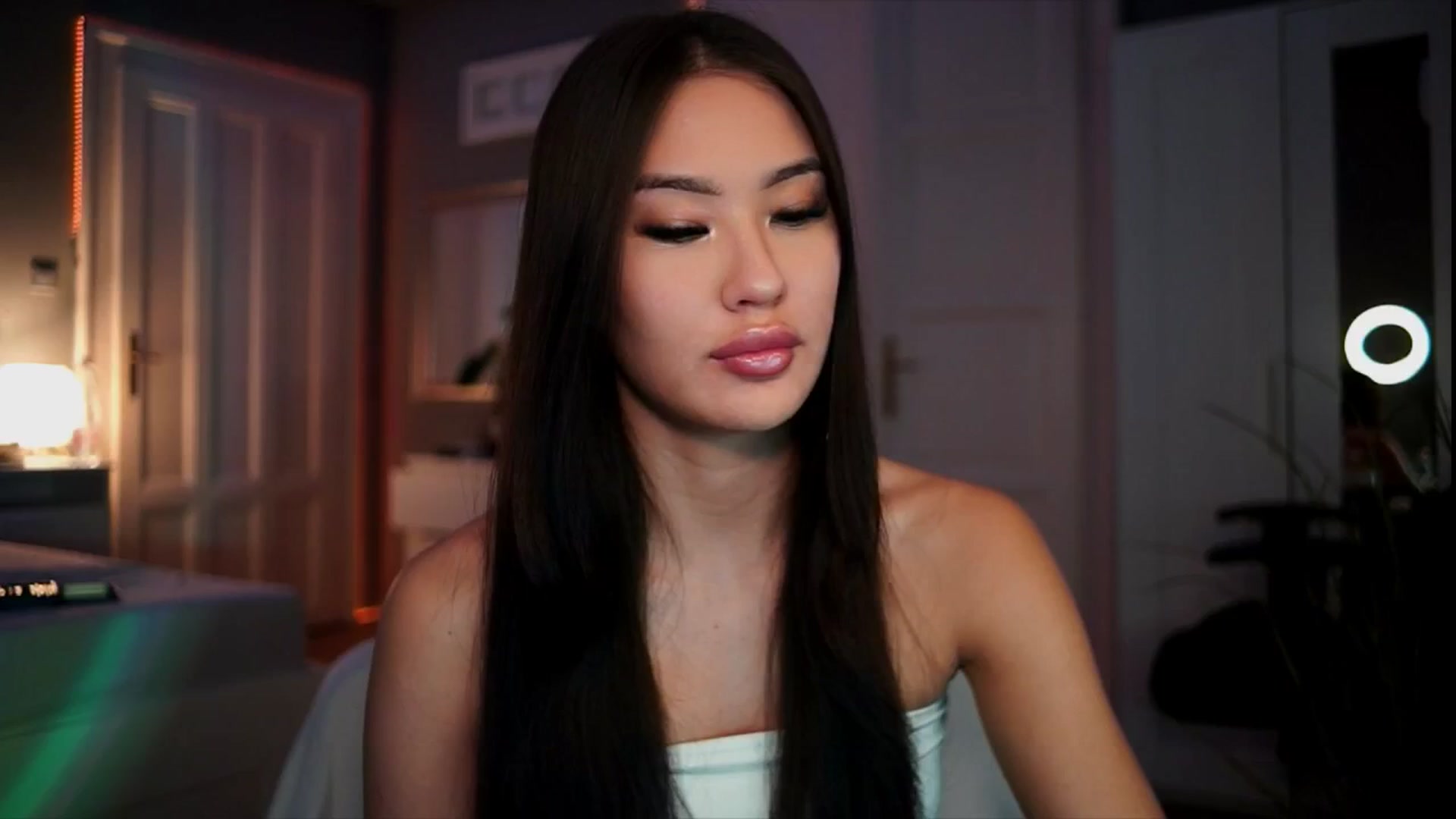 Gallery image thumbnail from MaiStream's myfreecams stream on, 12/26/2025, 21:27 image 1 of 20
