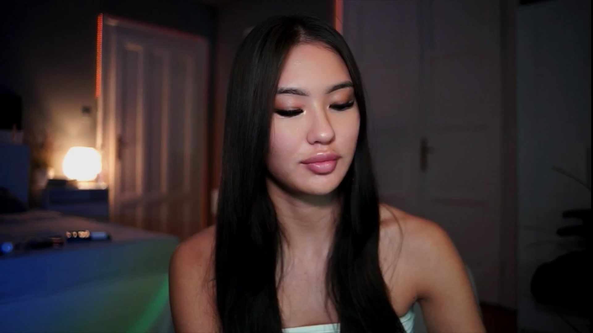 Gallery image thumbnail from MaiStream's myfreecams stream on, 12/26/2025, 22:53 image 2 of 20