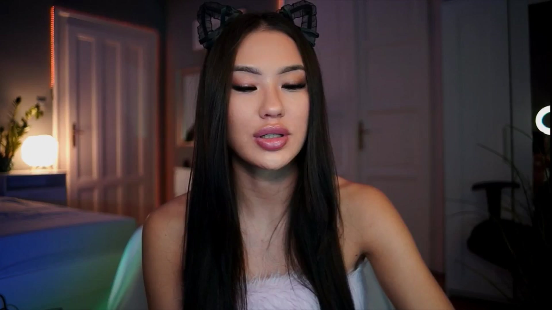 Gallery image thumbnail from MaiStream's myfreecams stream on, 12/27/2025, 20:39 image 15 of 20