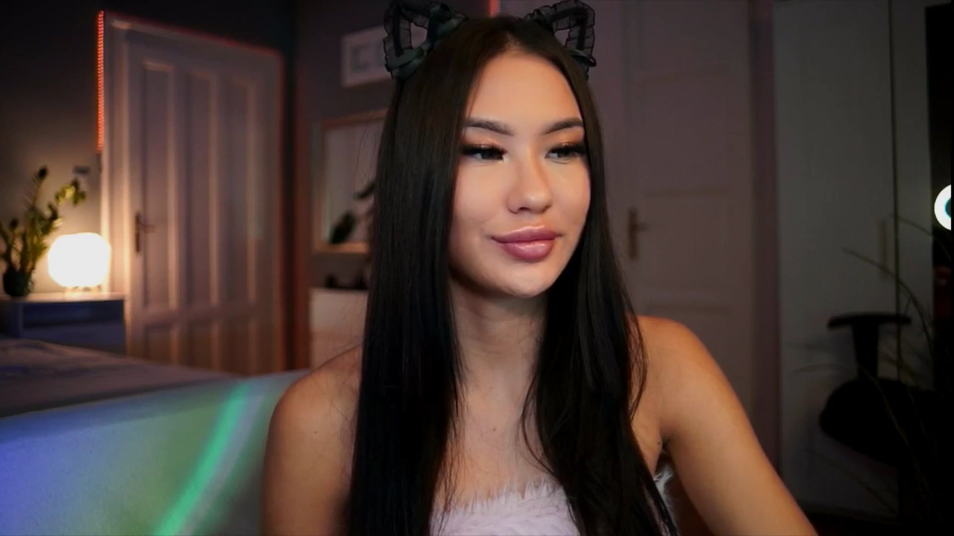Gallery image thumbnail from MaiStream's myfreecams stream on, 12/27/2025, 23:34 image 4 of 20