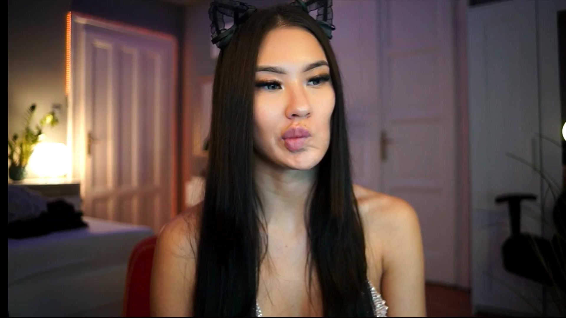 Gallery image thumbnail from MaiStream's myfreecams stream on, 12/28/2025, 23:49 image 5 of 20