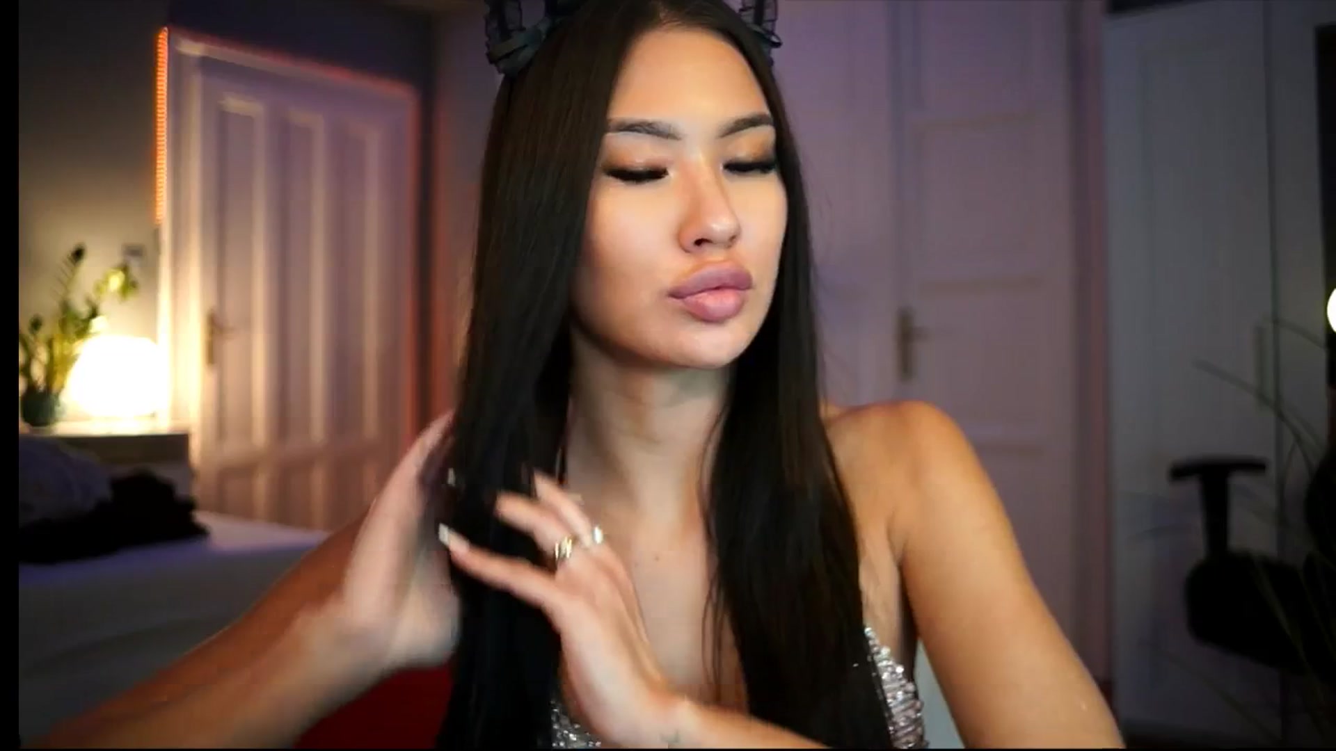 Gallery image thumbnail from MaiStream's myfreecams stream on, 12/28/2025, 23:49 image 9 of 20