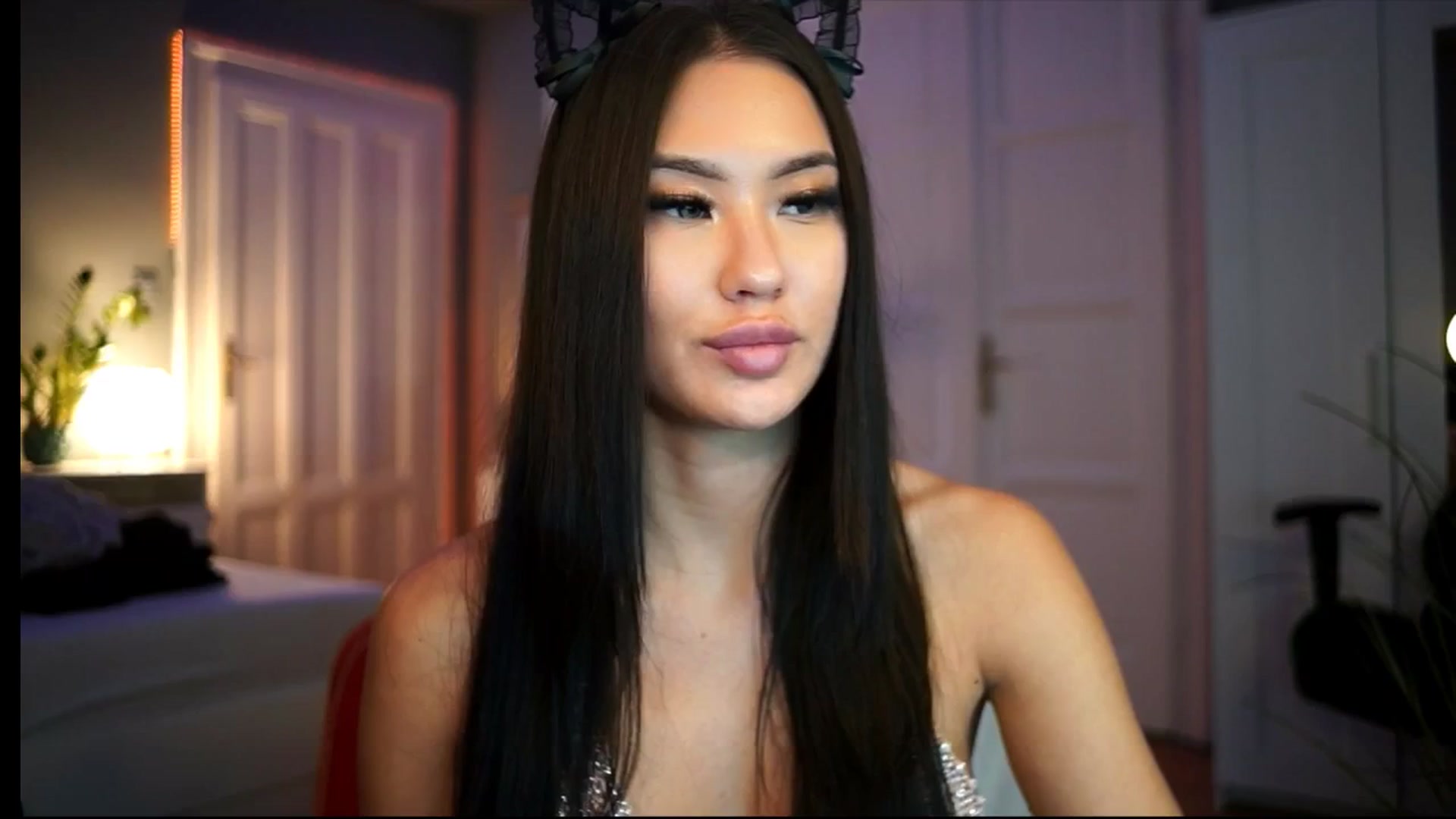 Gallery image thumbnail from MaiStream's myfreecams stream on, 12/28/2025, 23:49 image 13 of 20