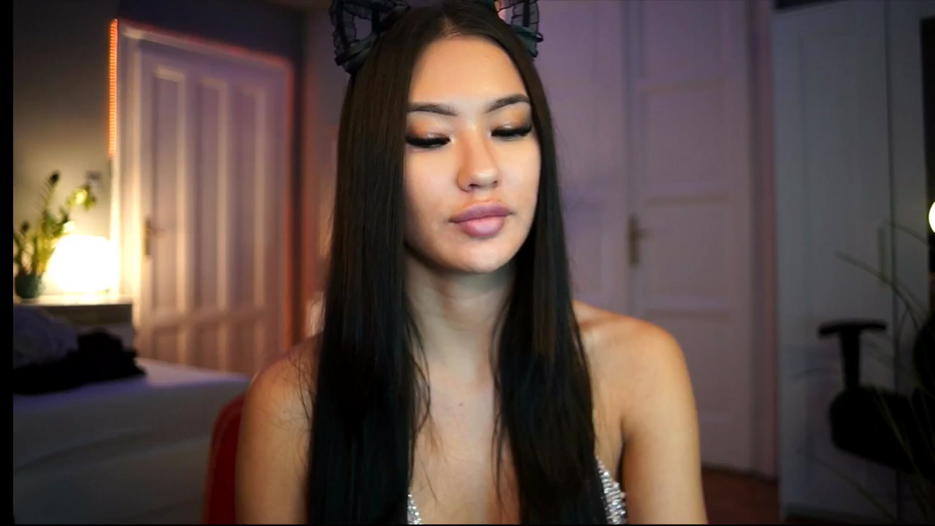 Gallery image thumbnail from MaiStream's myfreecams stream on, 12/28/2025, 23:49 image 8 of 20