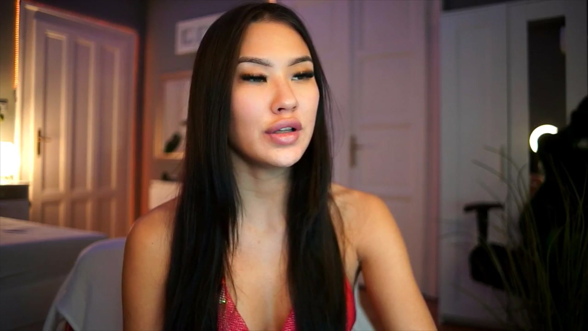 Gallery image thumbnail from MaiStream's myfreecams stream on, 12/29/2025, 19:00 image 15 of 20