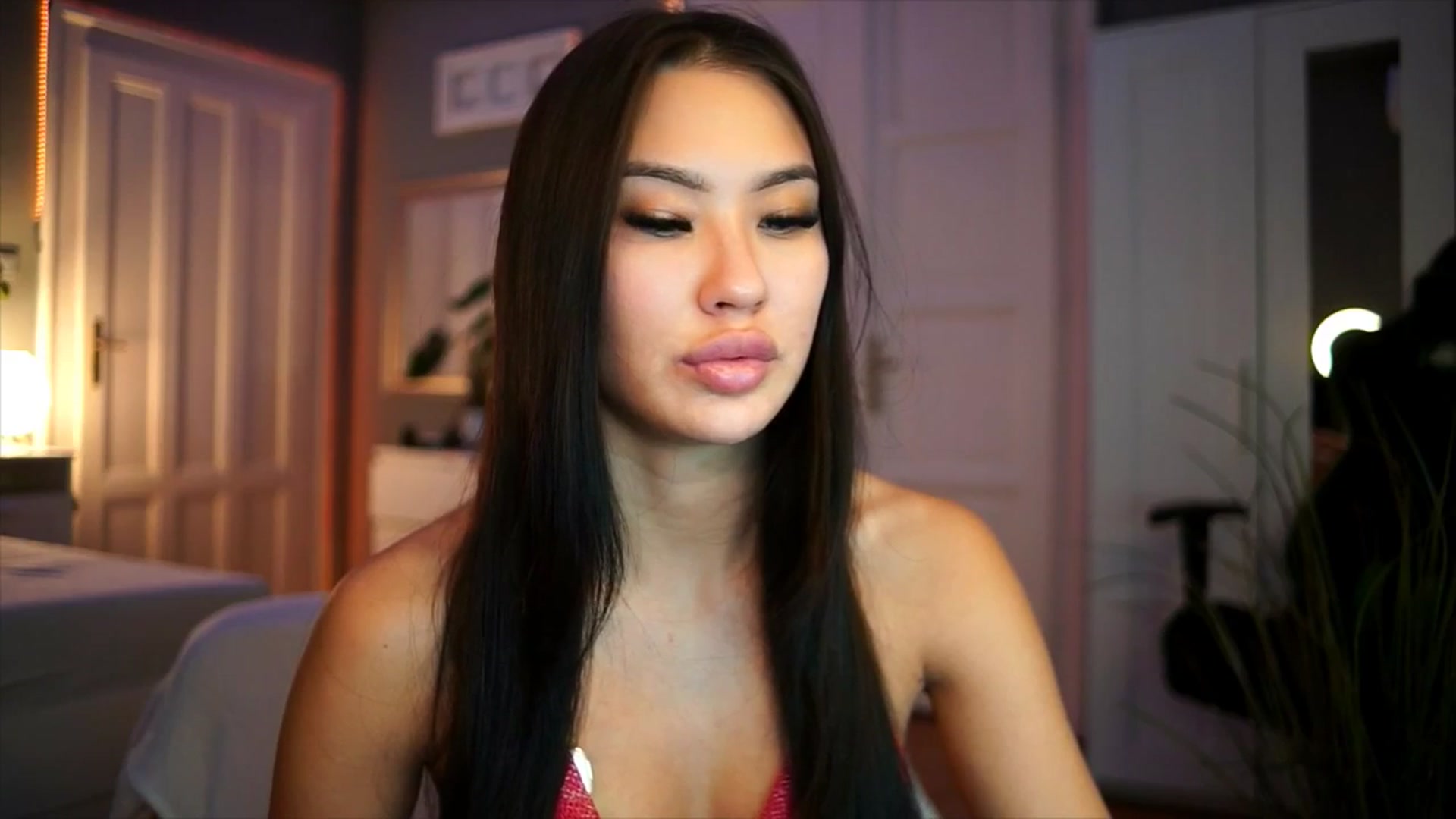 Gallery image thumbnail from MaiStream's myfreecams stream on, 12/29/2025, 19:00 image 6 of 20