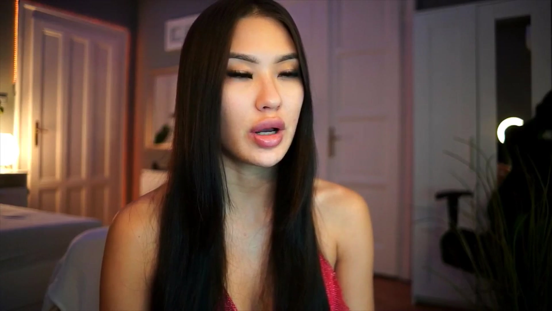 Gallery image thumbnail from MaiStream's myfreecams stream on, 12/29/2025, 19:00 image 2 of 20