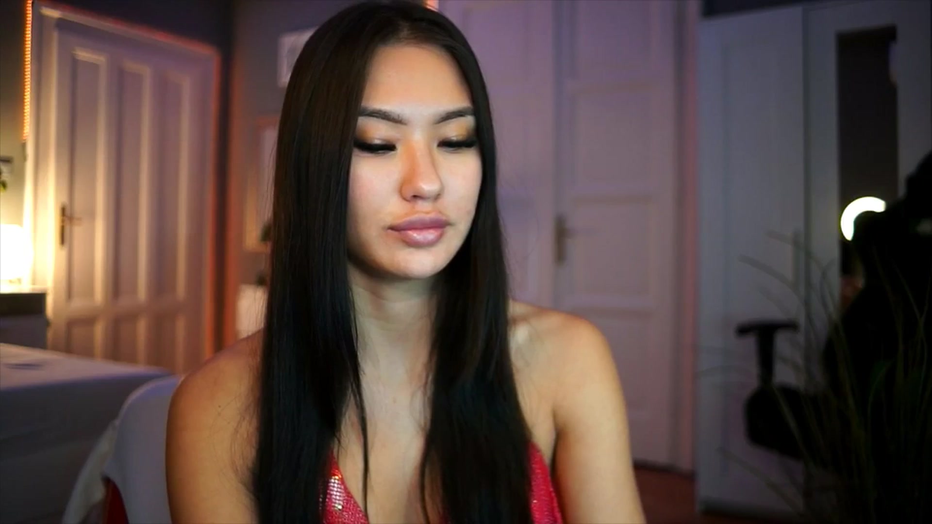 Gallery image thumbnail from MaiStream's myfreecams stream on, 12/29/2025, 22:43 image 17 of 20