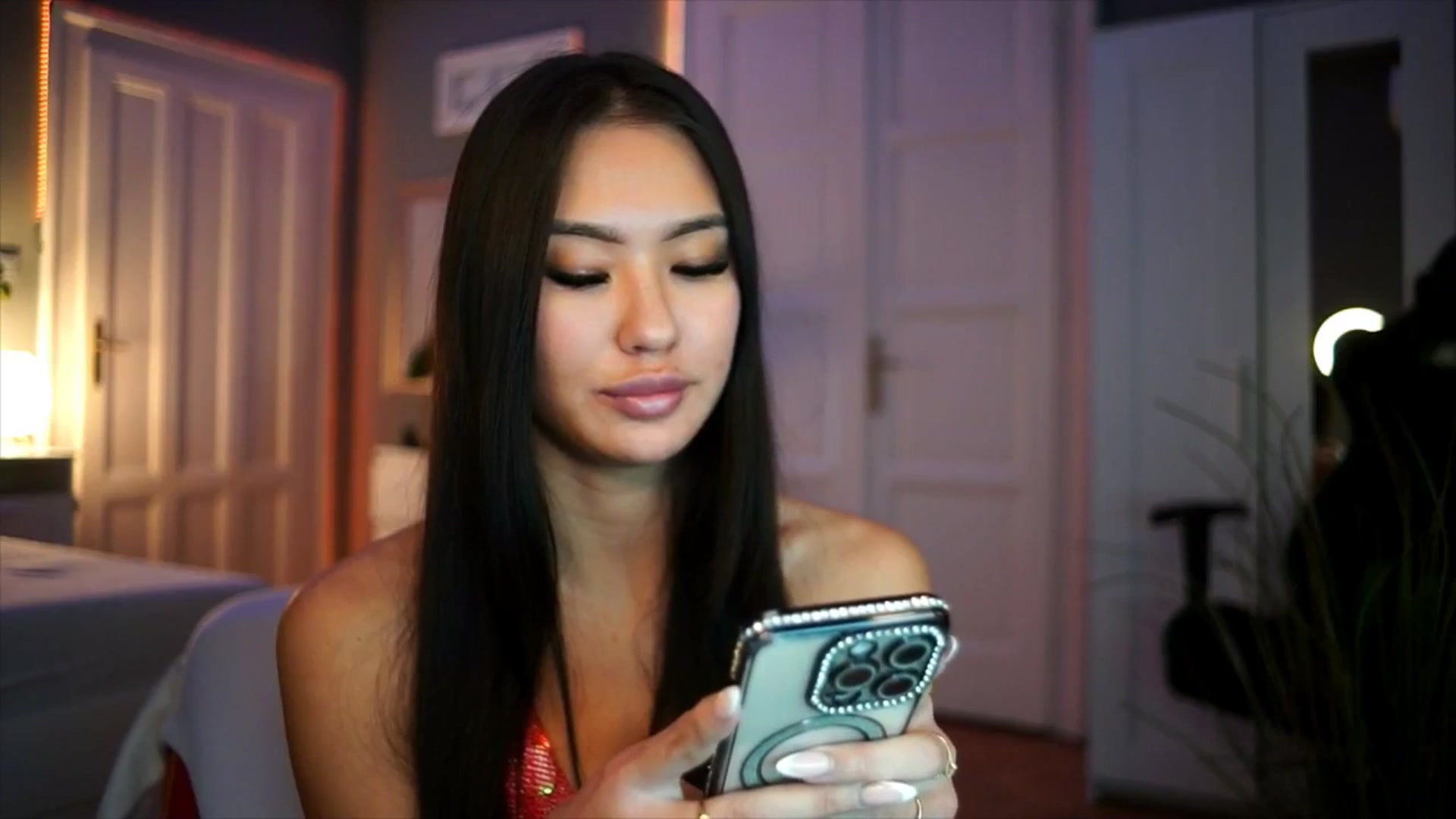 Gallery image thumbnail from MaiStream's myfreecams stream on, 12/29/2025, 22:43 image 14 of 20