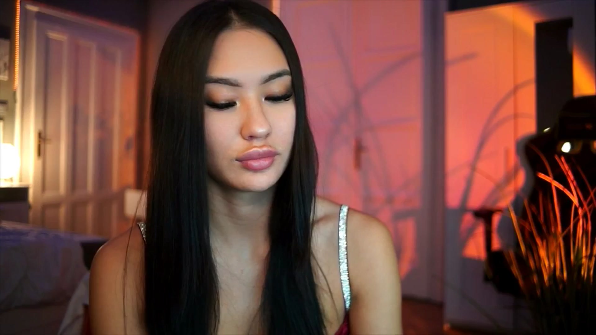 Gallery image thumbnail from MaiStream's myfreecams stream on, 12/30/2025, 19:18 image 14 of 20
