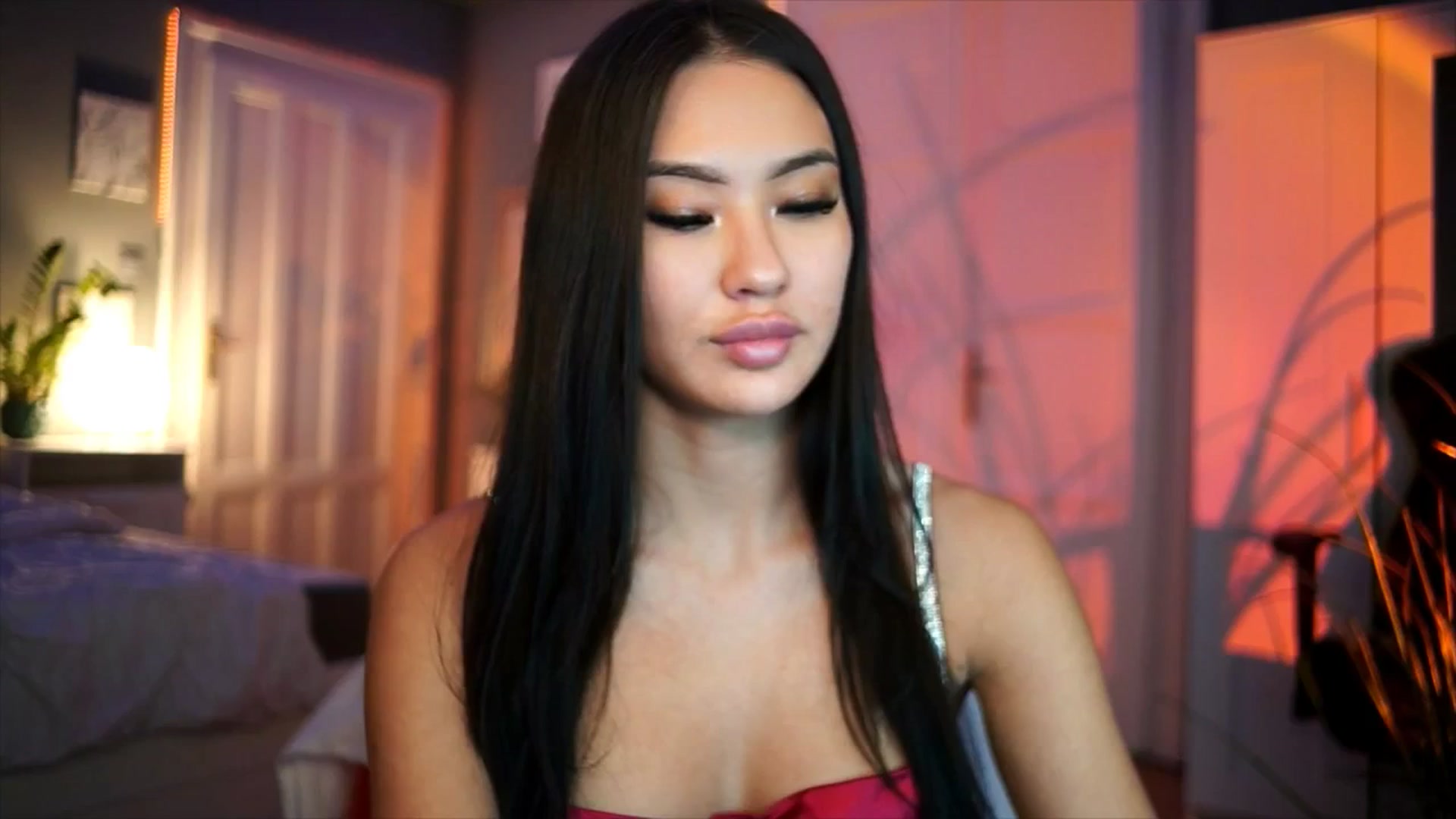 Gallery image thumbnail from MaiStream's myfreecams stream on, 12/31/2025, 24:26 image 13 of 20