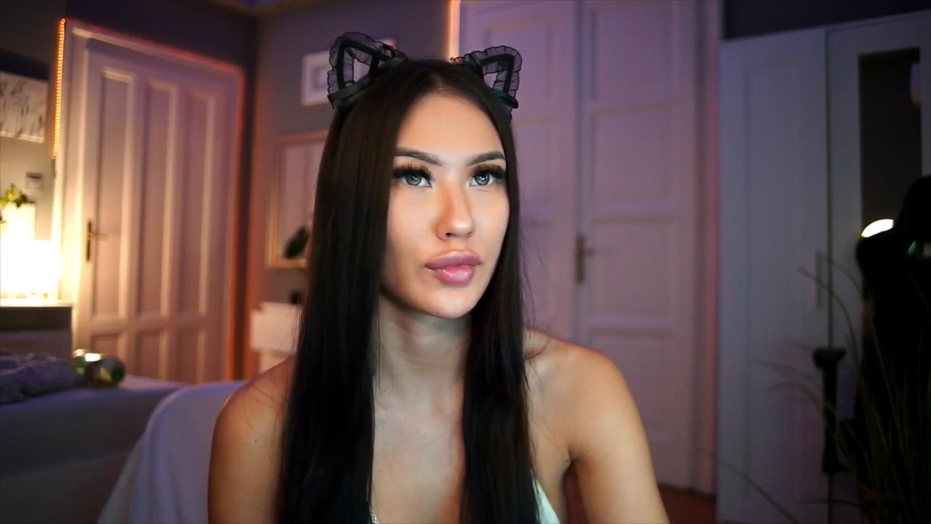 Gallery image thumbnail from MaiStream's myfreecams stream on, 01/01/2026, 22:37 image 11 of 20