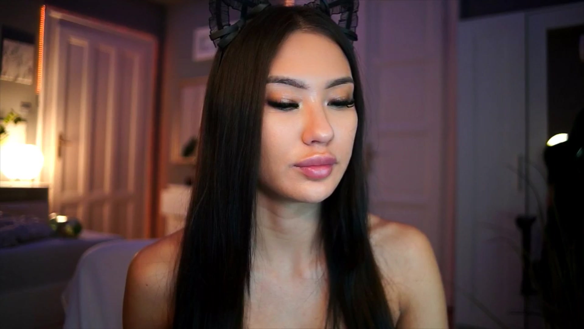 Gallery image thumbnail from MaiStream's myfreecams stream on, 01/01/2026, 23:48 image 17 of 20