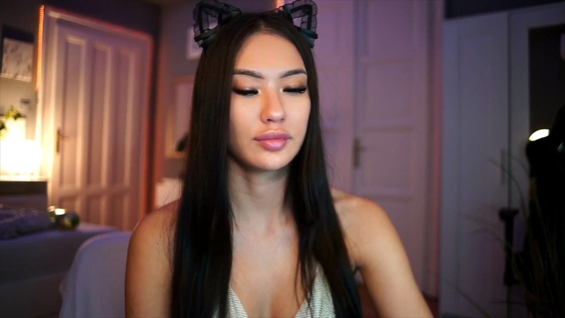 Gallery image thumbnail from MaiStream's myfreecams stream on, 01/01/2026, 23:48 image 8 of 20