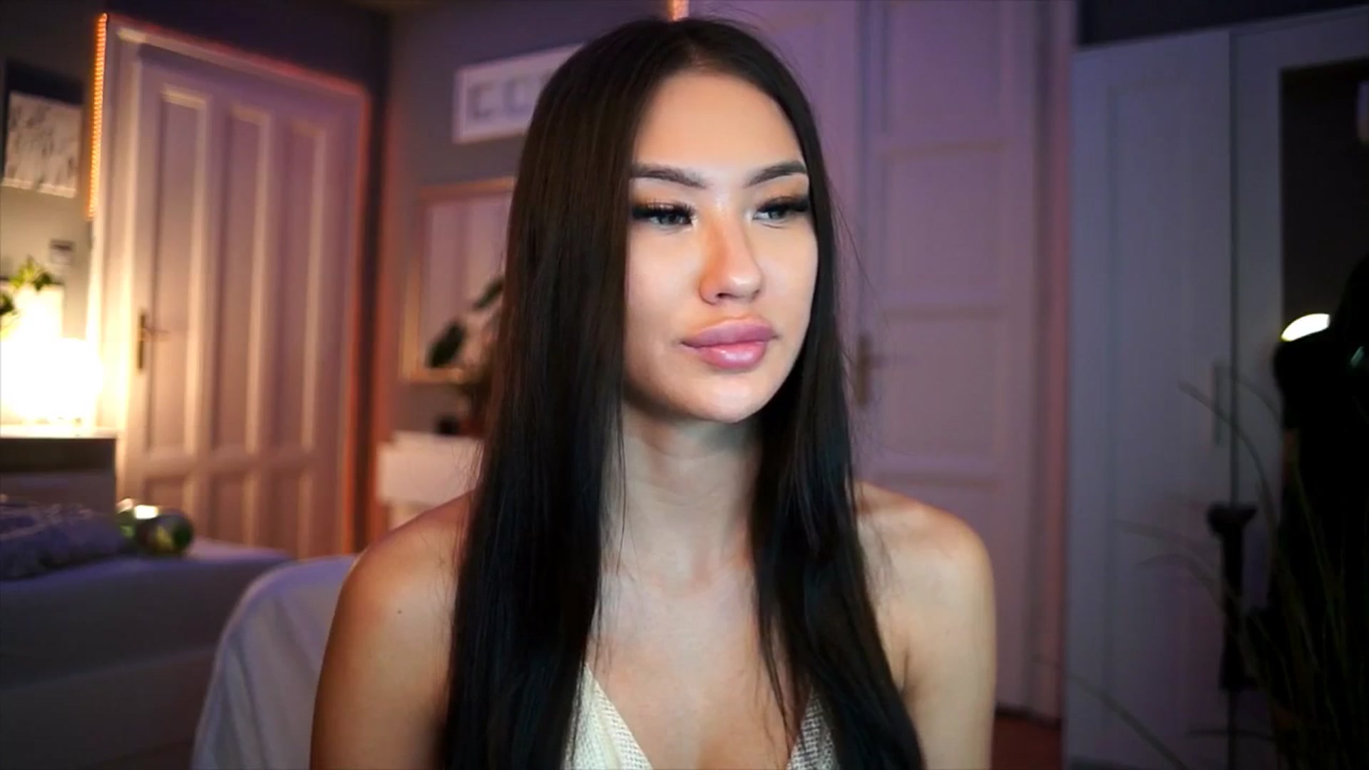 Gallery image thumbnail from MaiStream's myfreecams stream on, 01/02/2026, 01:42 image 4 of 20