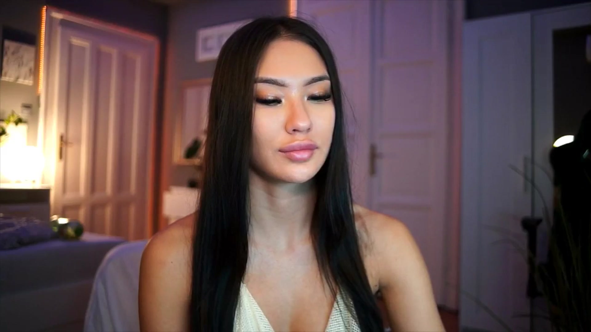 Gallery image thumbnail from MaiStream's myfreecams stream on, 01/02/2026, 01:42 image 2 of 20