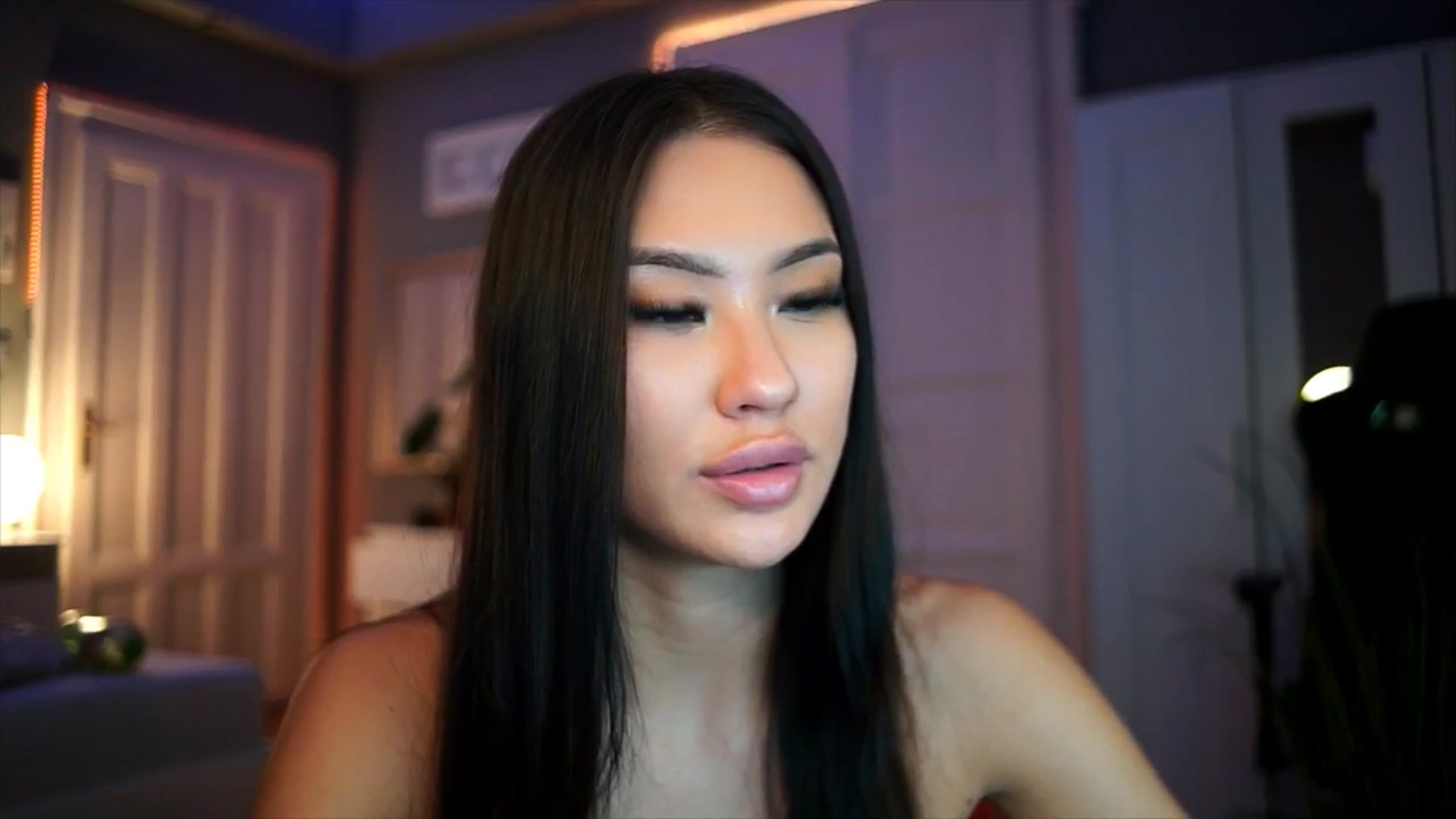 Gallery image thumbnail from MaiStream's myfreecams stream on, 01/02/2026, 01:42 image 15 of 20