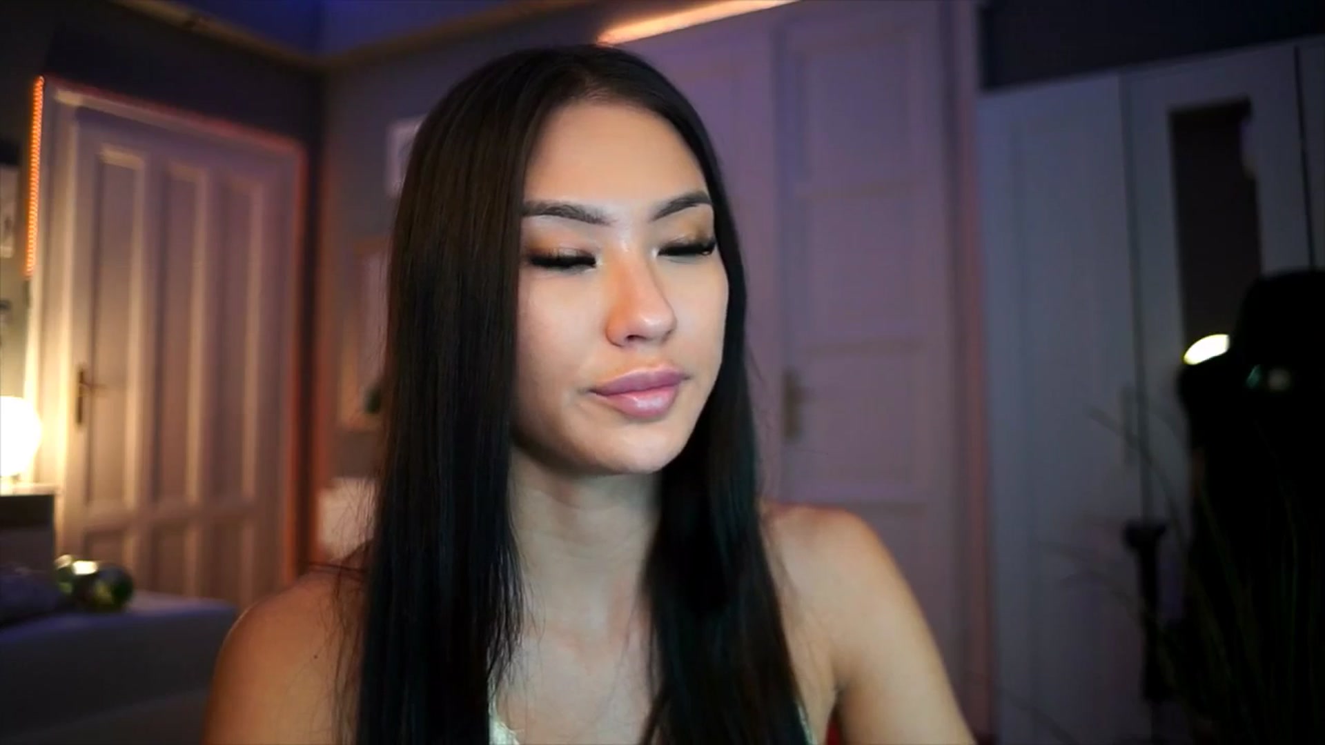 Gallery image thumbnail from MaiStream's myfreecams stream on, 01/02/2026, 01:42 image 12 of 20