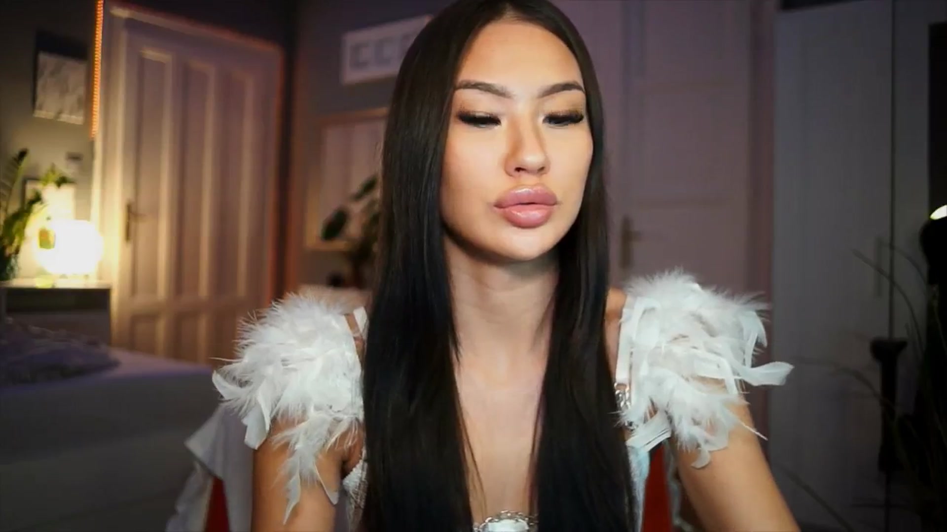 Gallery image thumbnail from MaiStream's myfreecams stream on, 01/02/2026, 21:46 image 16 of 20