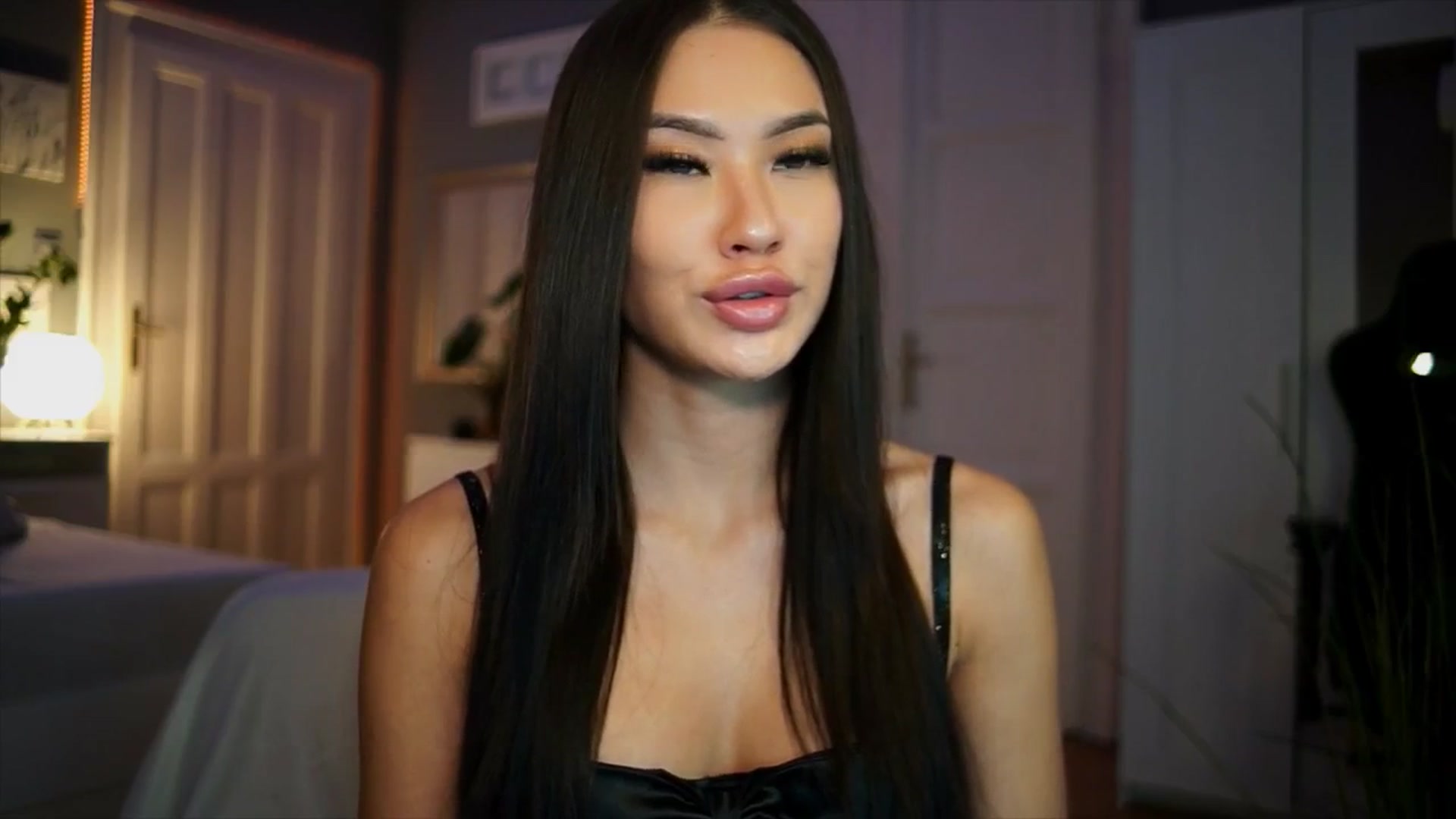 Gallery image thumbnail from MaiStream's myfreecams stream on, 01/03/2026, 22:03 image 10 of 20