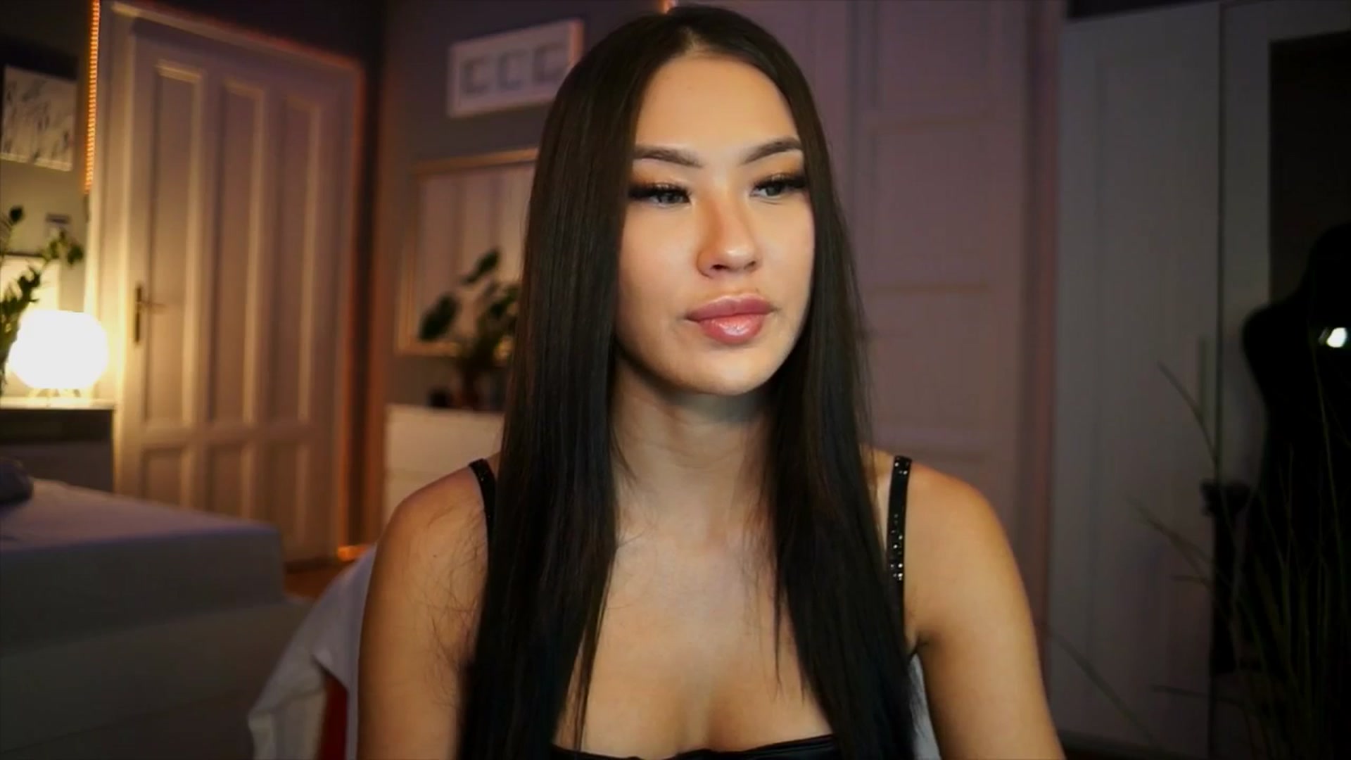Gallery image thumbnail from MaiStream's myfreecams stream on, 01/03/2026, 22:03 image 6 of 20