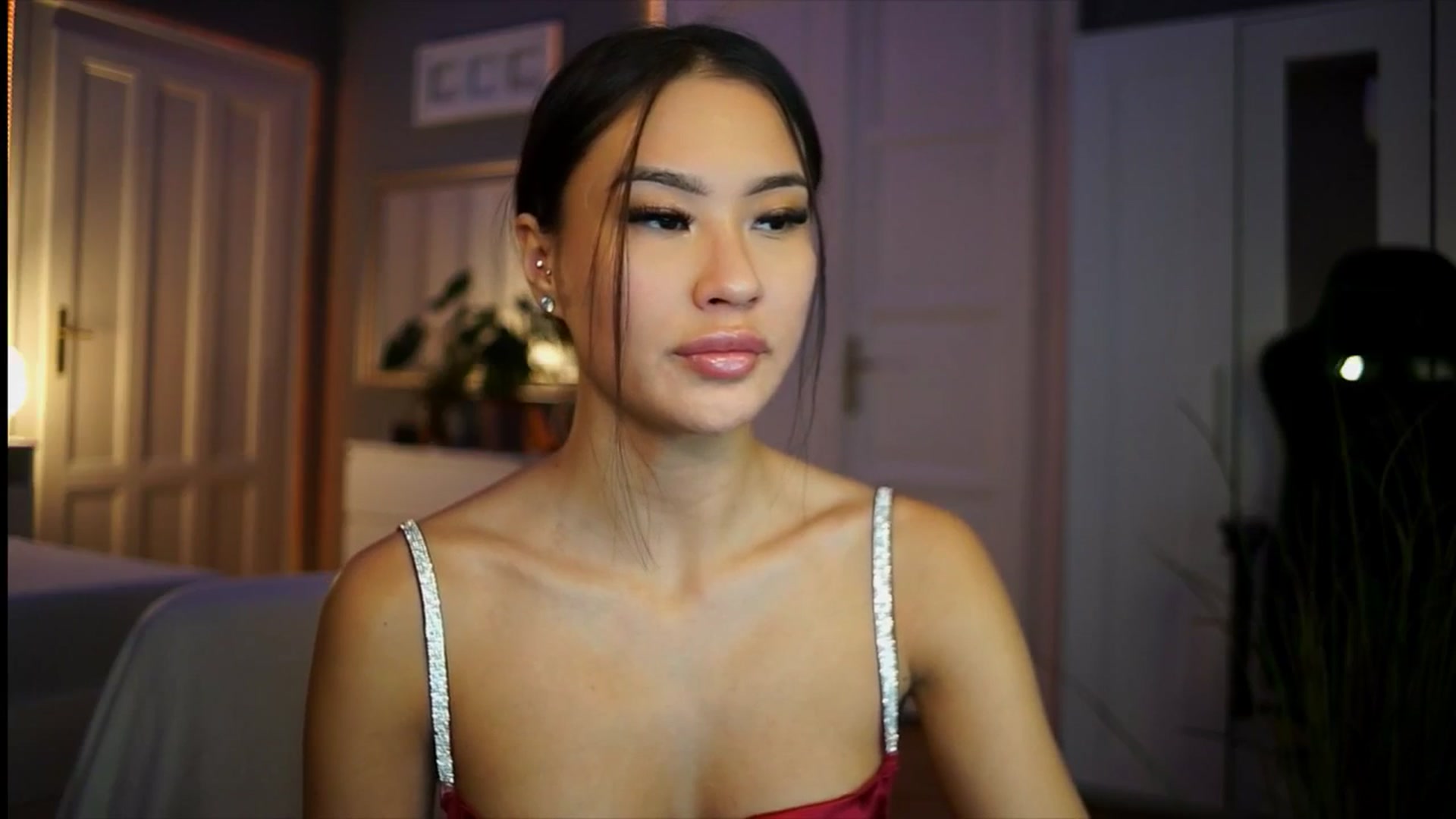 Gallery image thumbnail from MaiStream's myfreecams stream on, 01/04/2026, 18:31 image 18 of 20