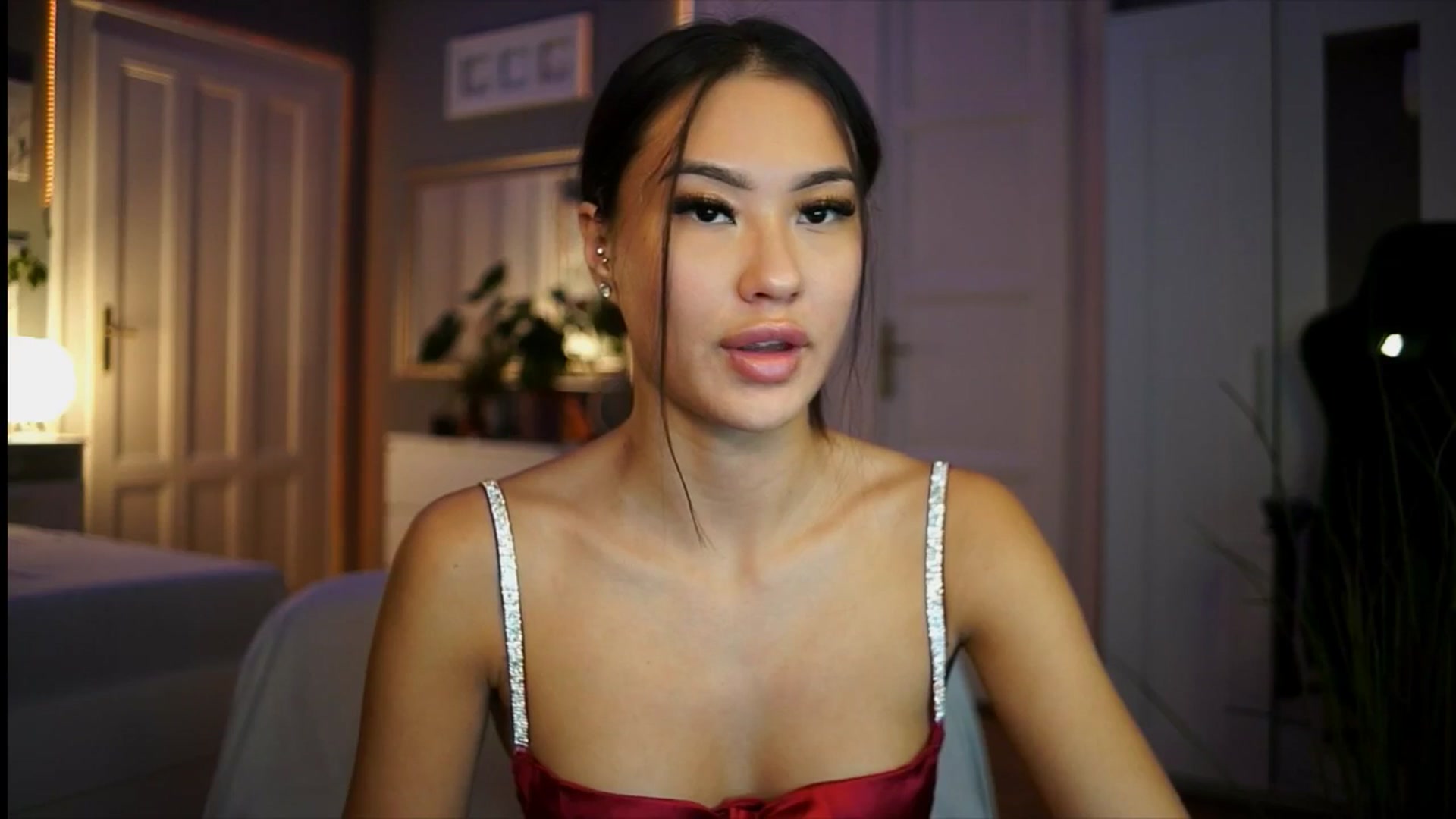 Gallery image thumbnail from MaiStream's myfreecams stream on, 01/04/2026, 21:43 image 3 of 20