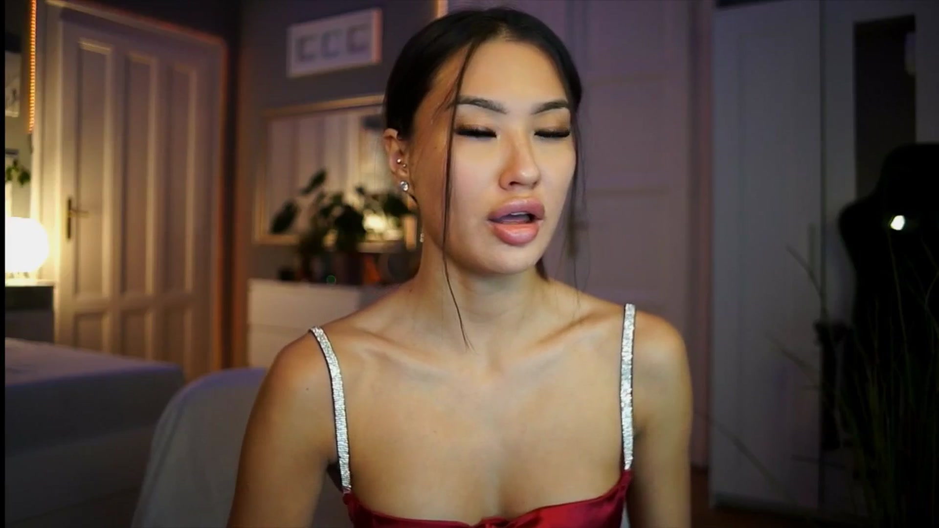 Gallery image thumbnail from MaiStream's myfreecams stream on, 01/04/2026, 21:43 image 2 of 20