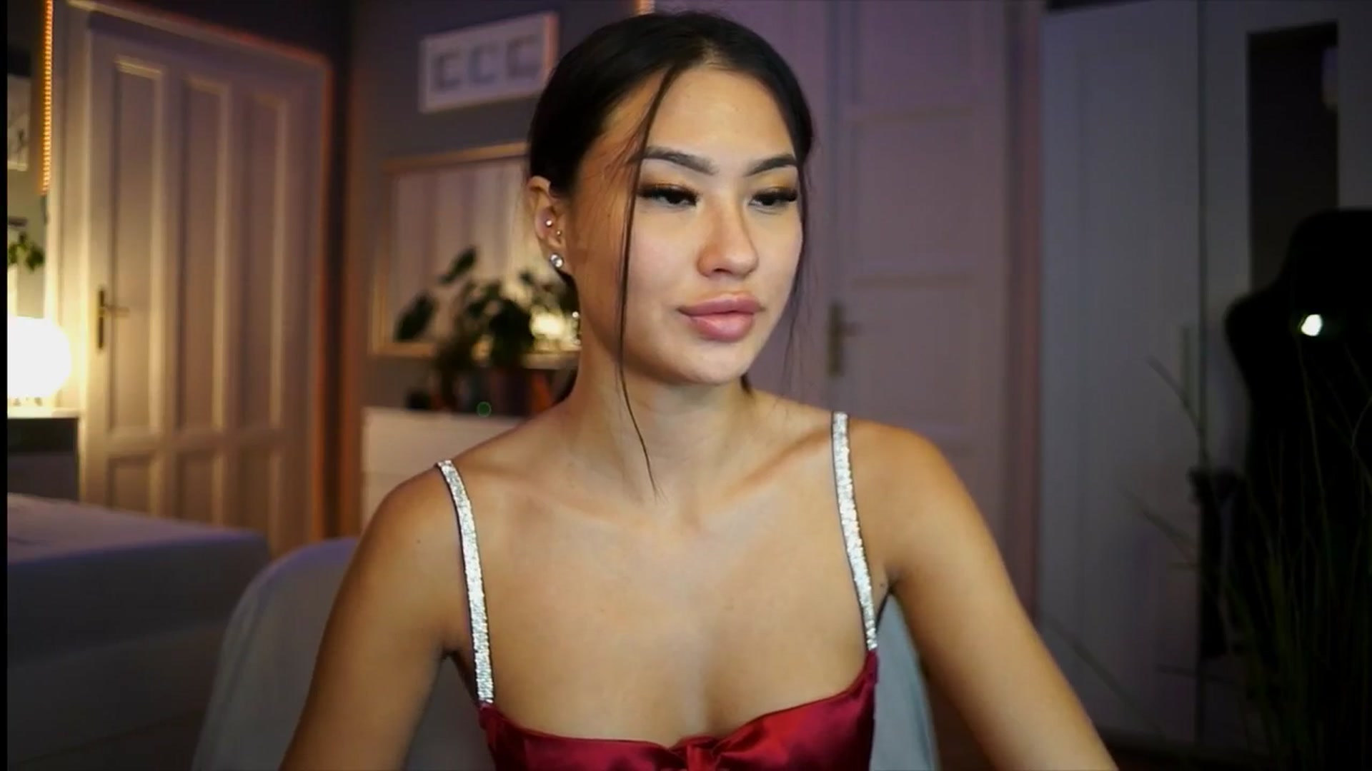 Gallery image thumbnail from MaiStream's myfreecams stream on, 01/04/2026, 21:43 image 4 of 20