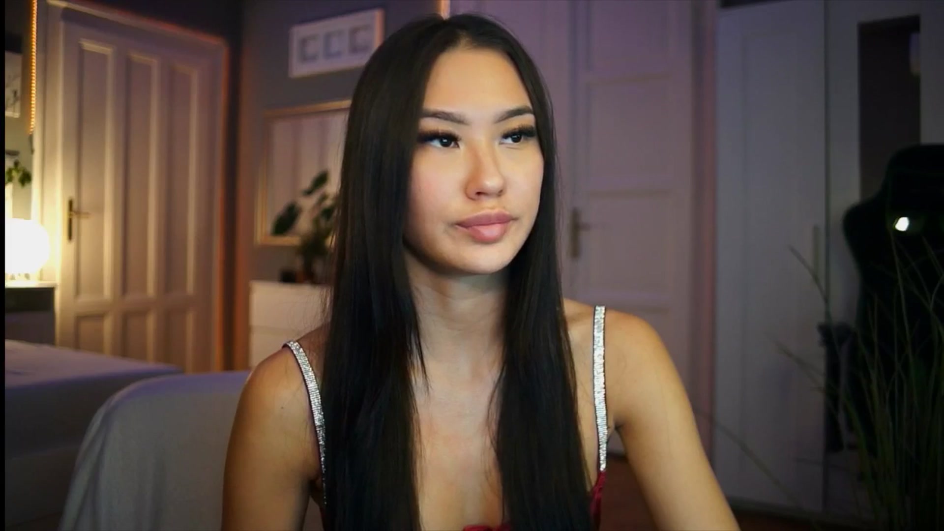 Gallery image thumbnail from MaiStream's myfreecams stream on, 01/04/2026, 21:43 image 17 of 20