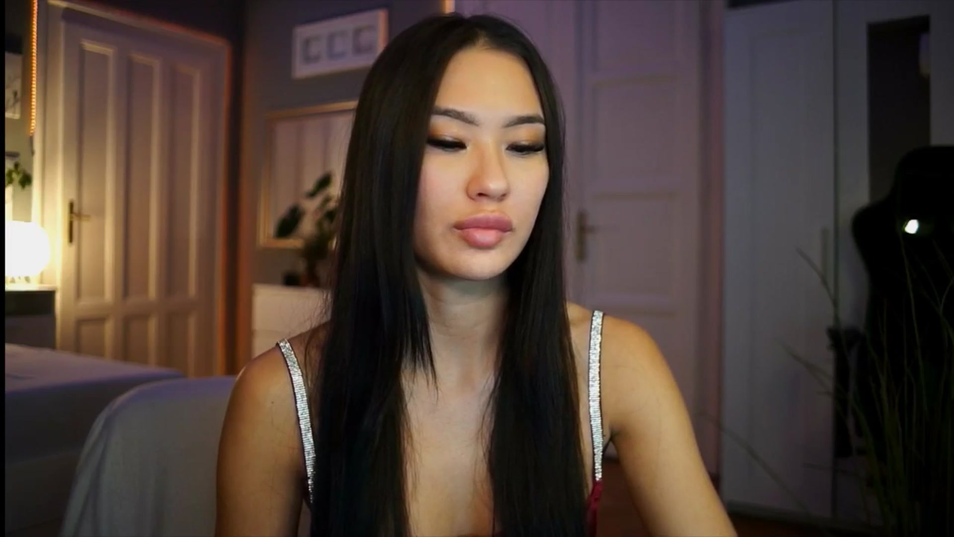 Gallery image thumbnail from MaiStream's myfreecams stream on, 01/04/2026, 21:43 image 18 of 20