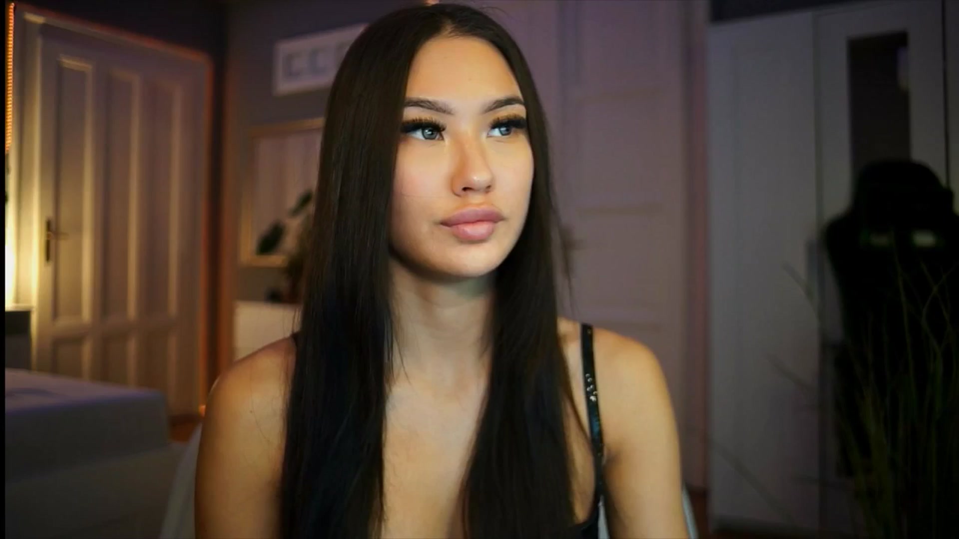 Gallery image thumbnail from MaiStream's myfreecams stream on, 01/05/2026, 21:06 image 1 of 20