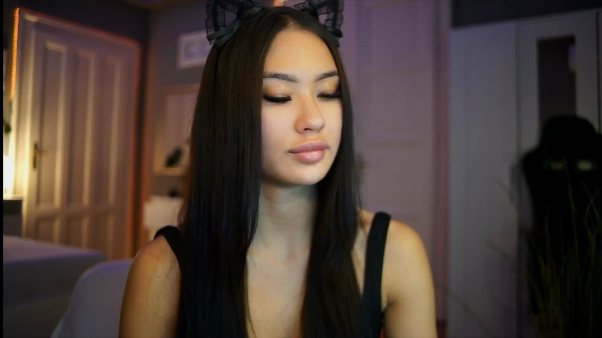 Gallery image thumbnail from MaiStream's myfreecams stream on, 01/06/2026, 22:18 image 18 of 20