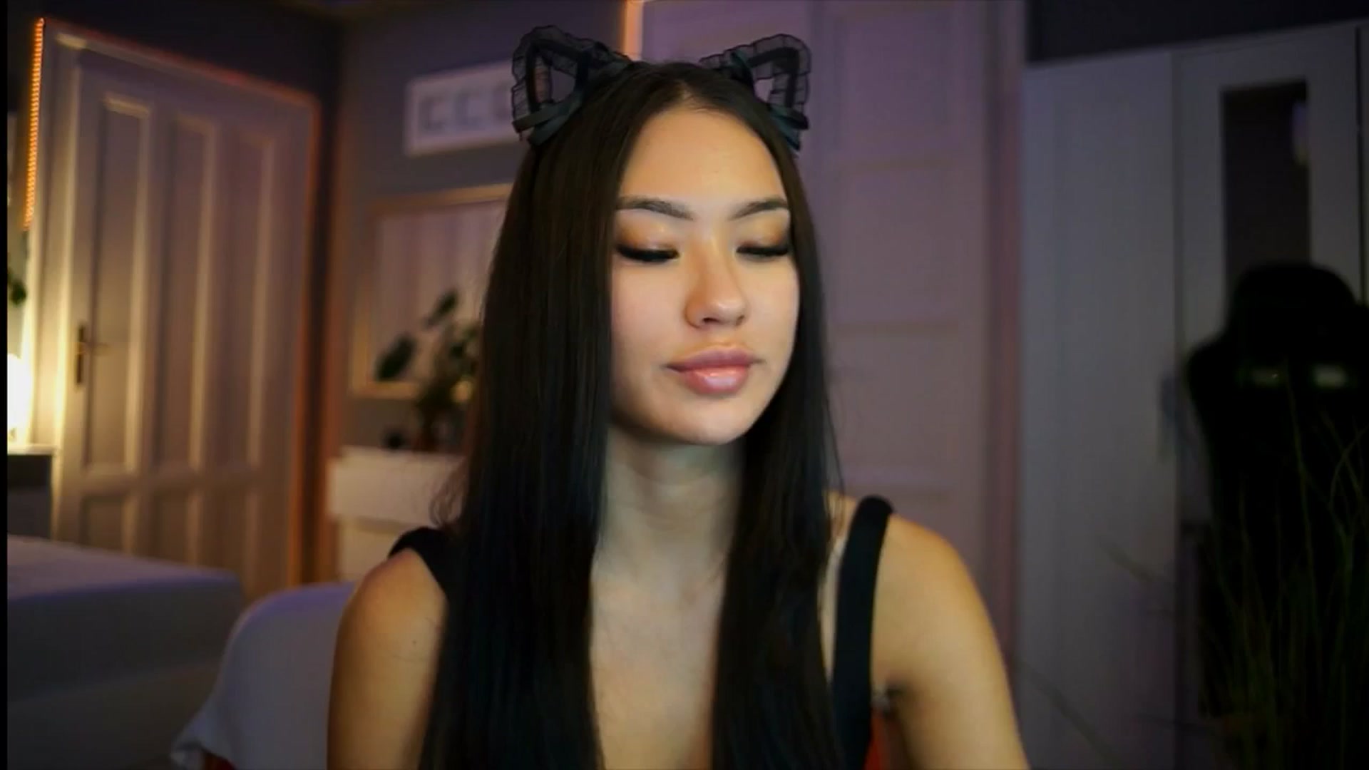Gallery image thumbnail from MaiStream's myfreecams stream on, 01/06/2026, 22:18 image 16 of 20