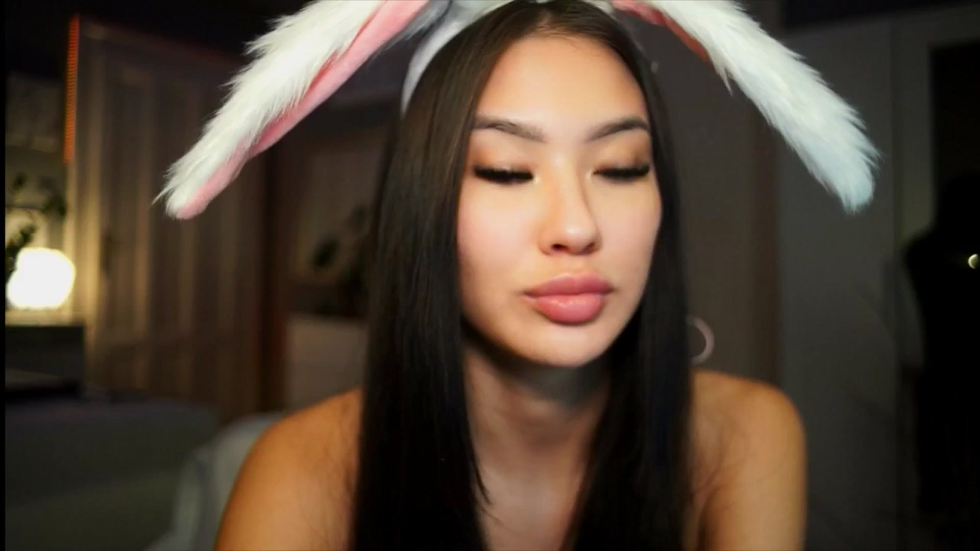 Gallery image thumbnail from MaiStream's myfreecams stream on, 01/08/2026, 24:08 image 15 of 20