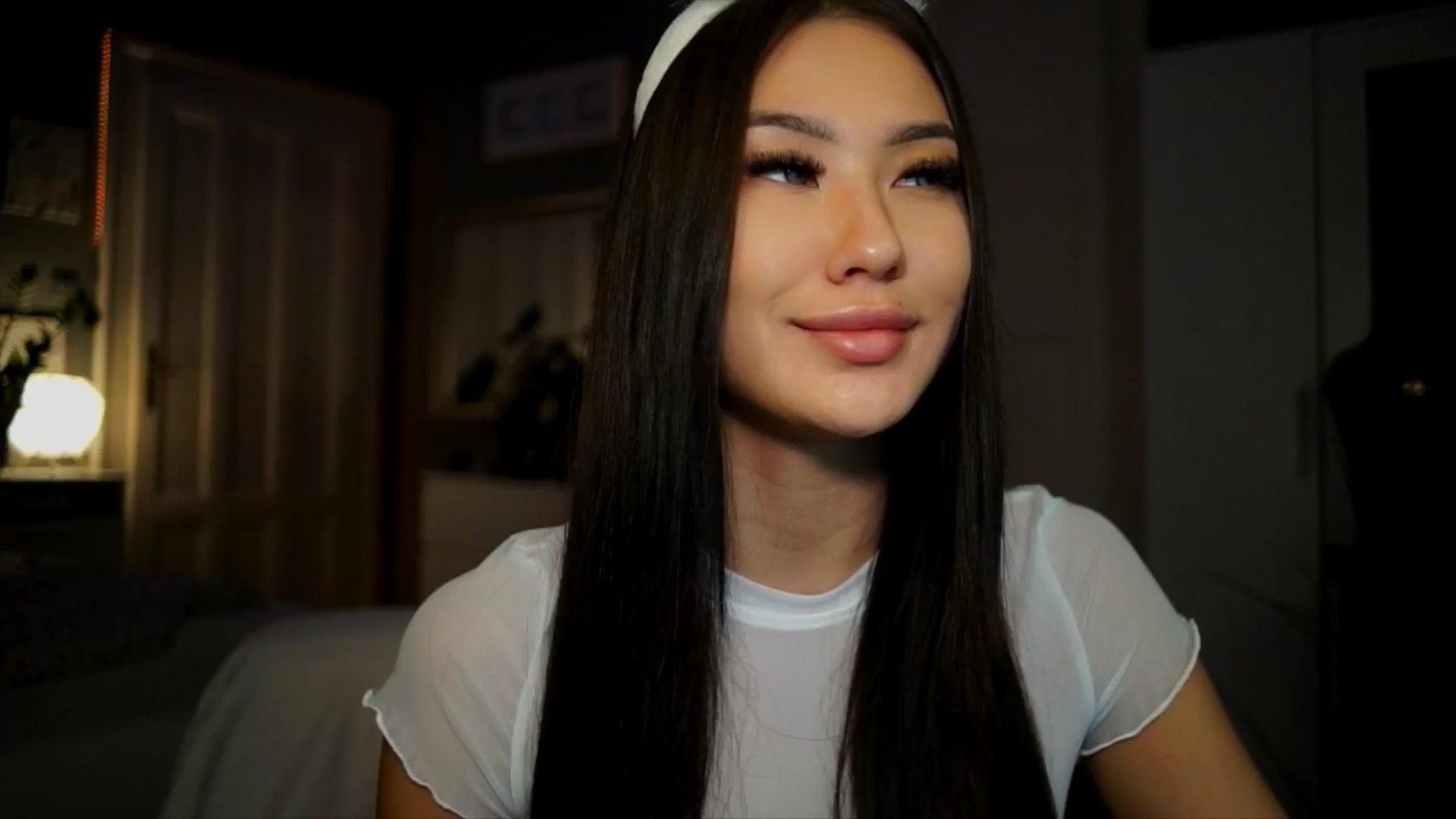 Gallery image thumbnail from MaiStream's myfreecams stream on, 01/09/2026, 21:30 image 12 of 20
